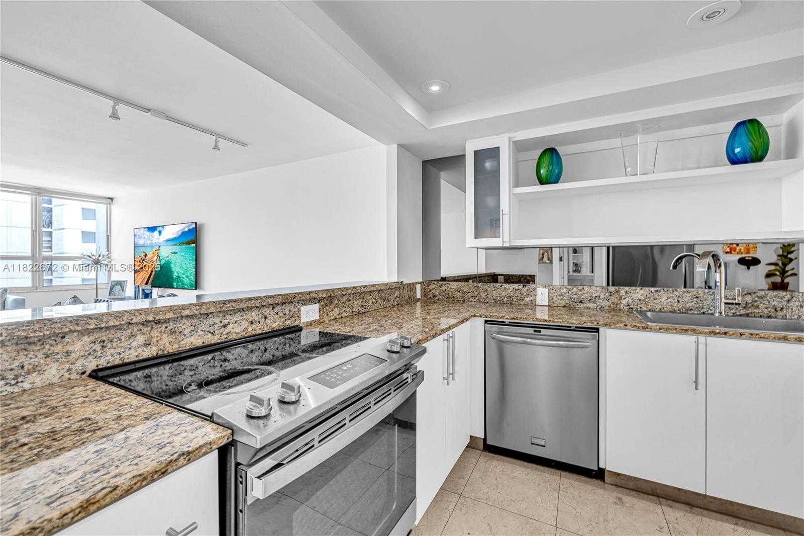 Small Image of 11 ISLAND AVE #1103, Miami Beach Number 11