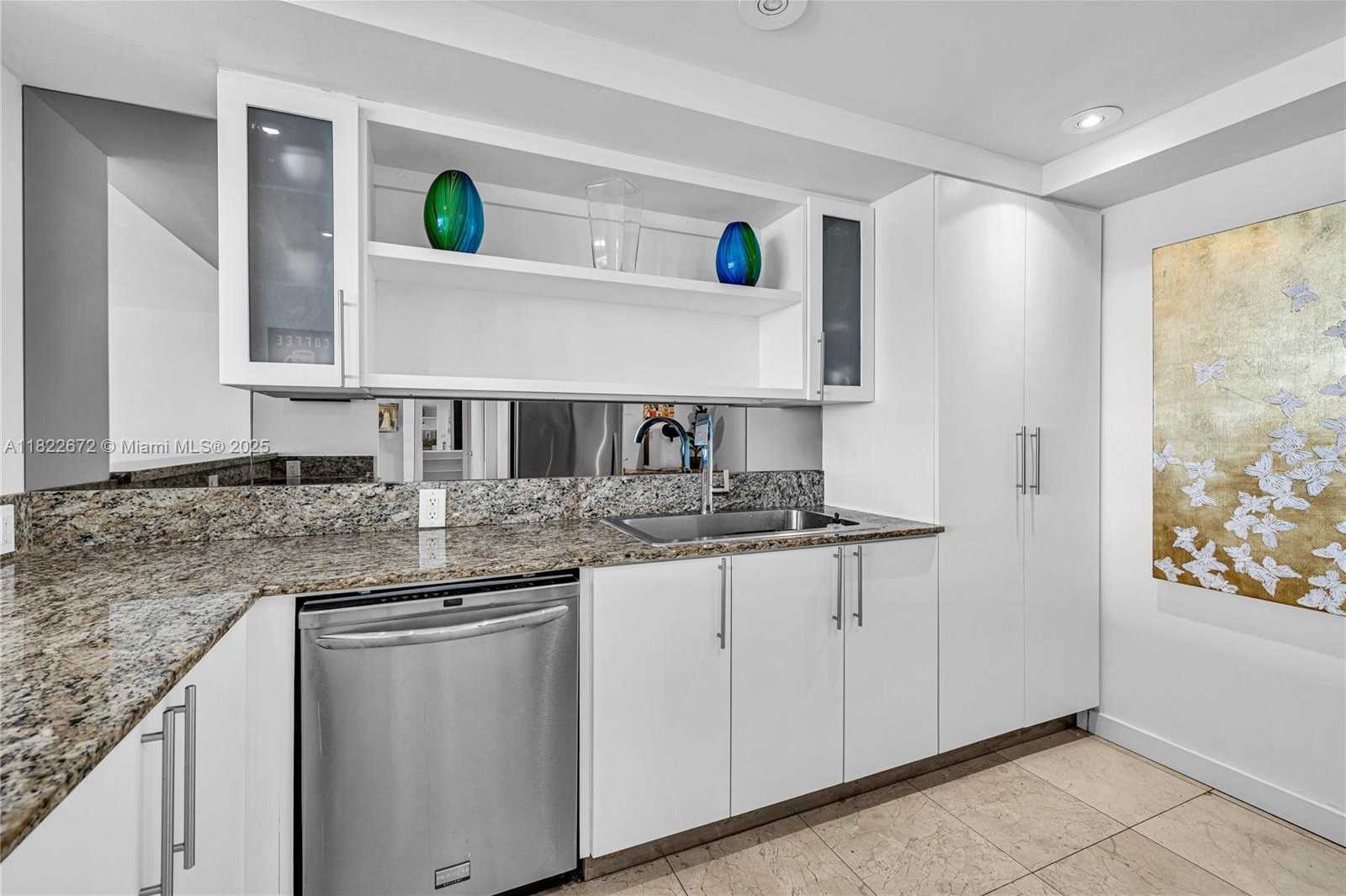 Small Image of 11 ISLAND AVE #1103, Miami Beach Number 15