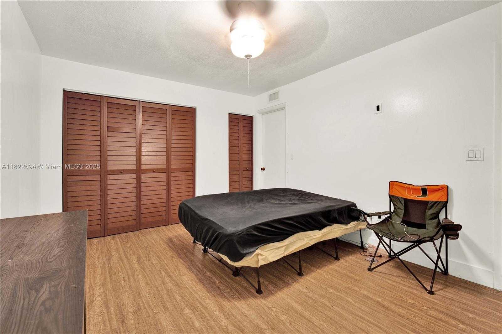 Small Image of 1150 NORTH LIBERTY AVE #1150G, Homestead Number 9