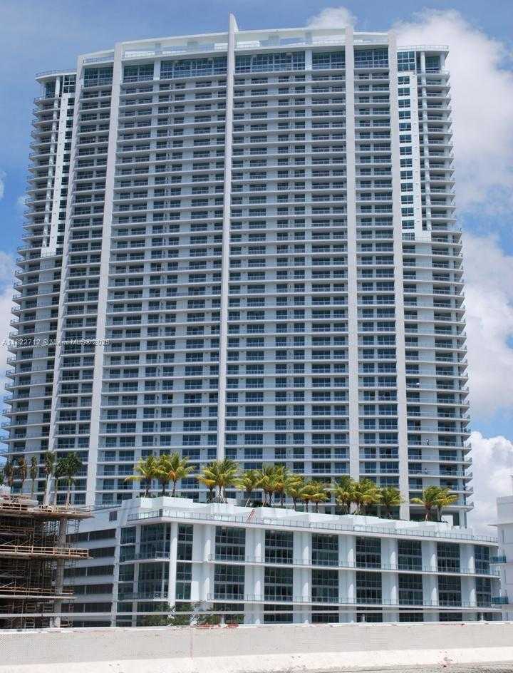 Small Image of 90 SOUTH WEST 3RD ST #3010, Miami Number 17