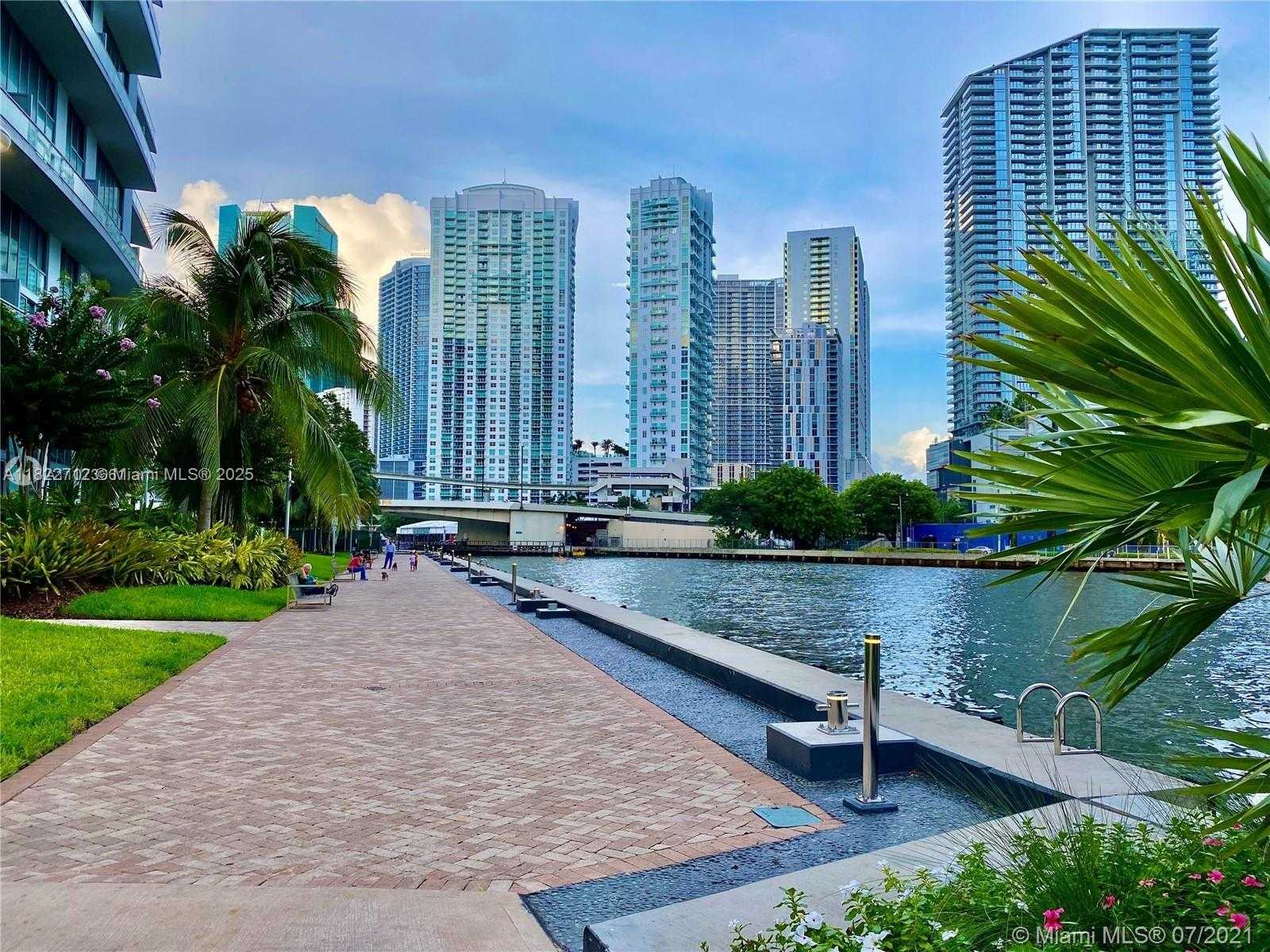 Small Image of 90 SOUTH WEST 3RD ST #3010, Miami Number 18