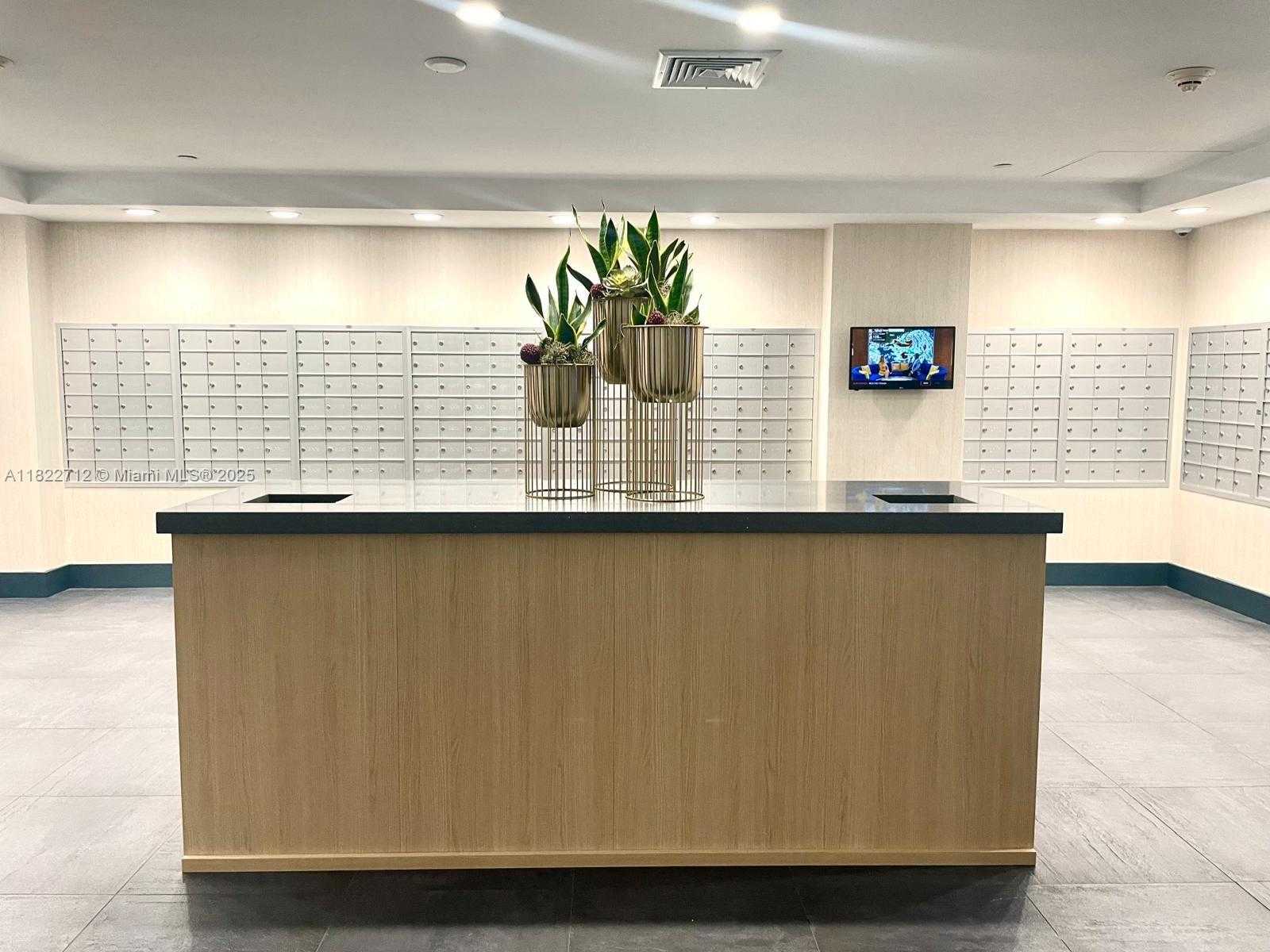 Small Image of 90 SOUTH WEST 3RD ST #3010, Miami Number 31