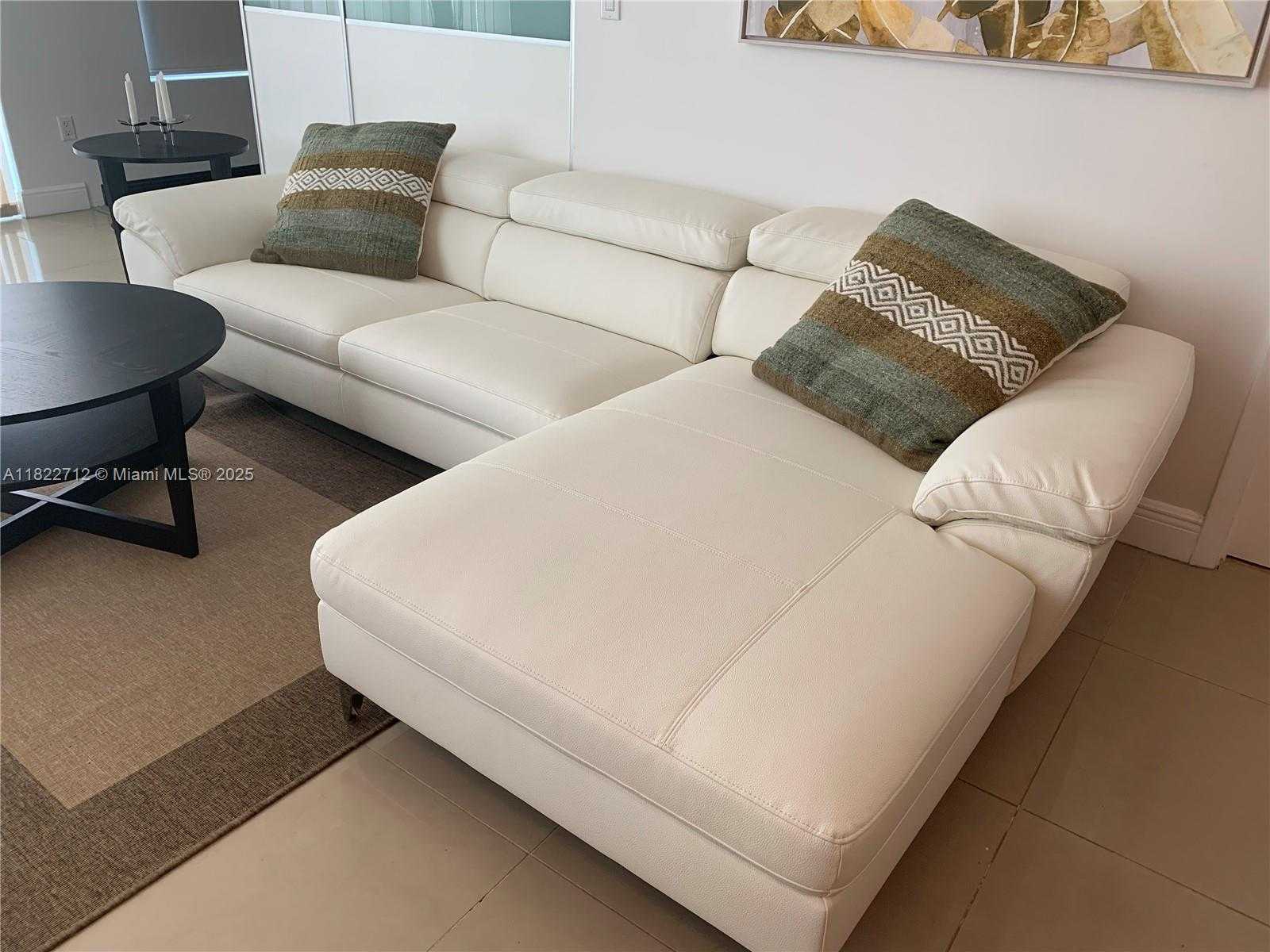 Small Image of 90 SOUTH WEST 3RD ST #3010, Miami Number 9