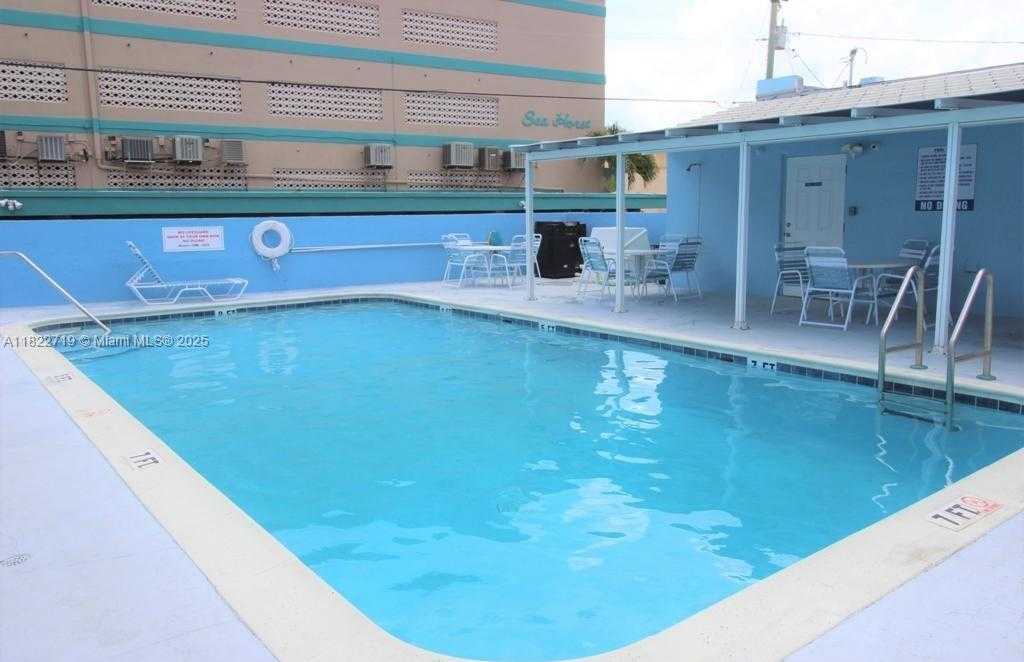 Small Image of 315 VAN BUREN ST #102B, Hollywood Number 6