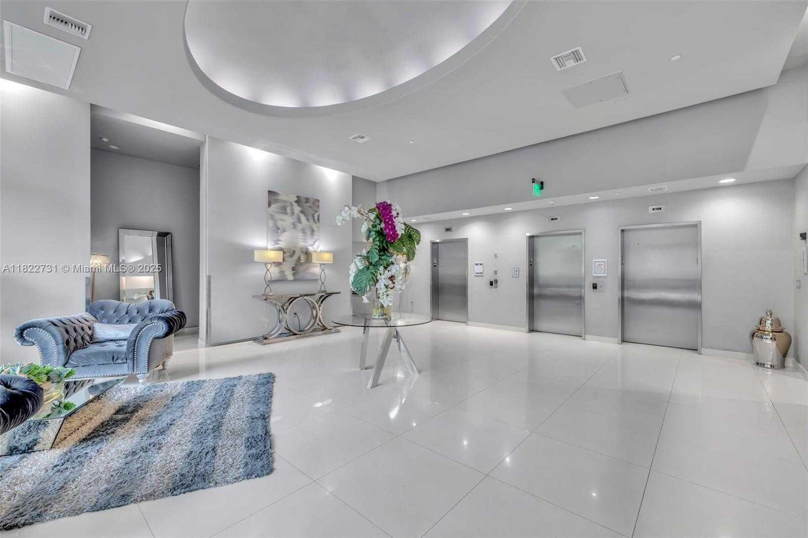 Small Image of 275 NORTH EAST 18TH ST #706, Miami Number 22