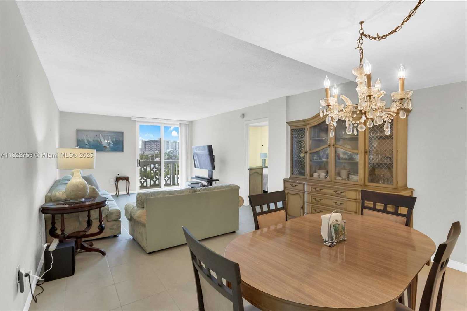 Small Image of 1020 MERIDIAN AVE #616, Miami Beach Number 15