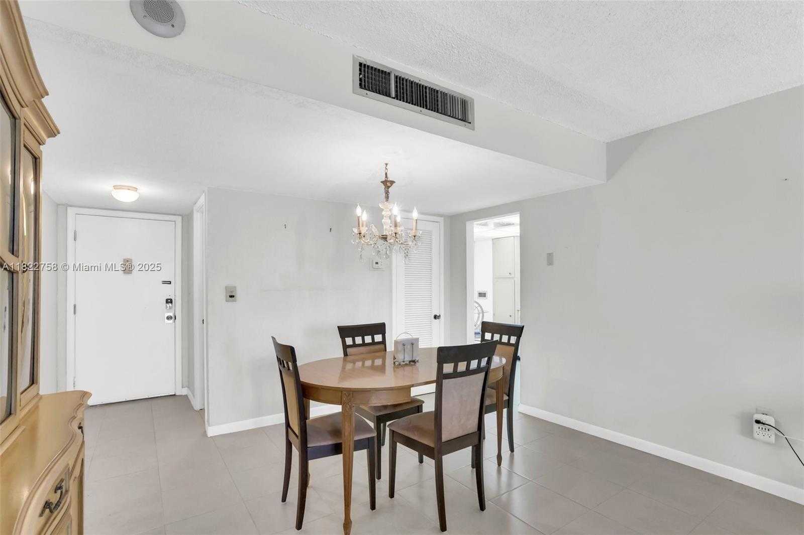 Small Image of 1020 MERIDIAN AVE #616, Miami Beach Number 19