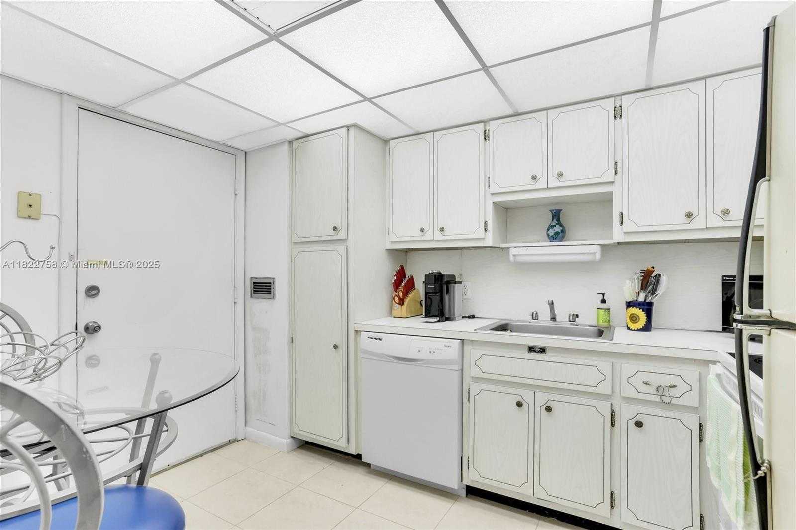Small Image of 1020 MERIDIAN AVE #616, Miami Beach Number 20
