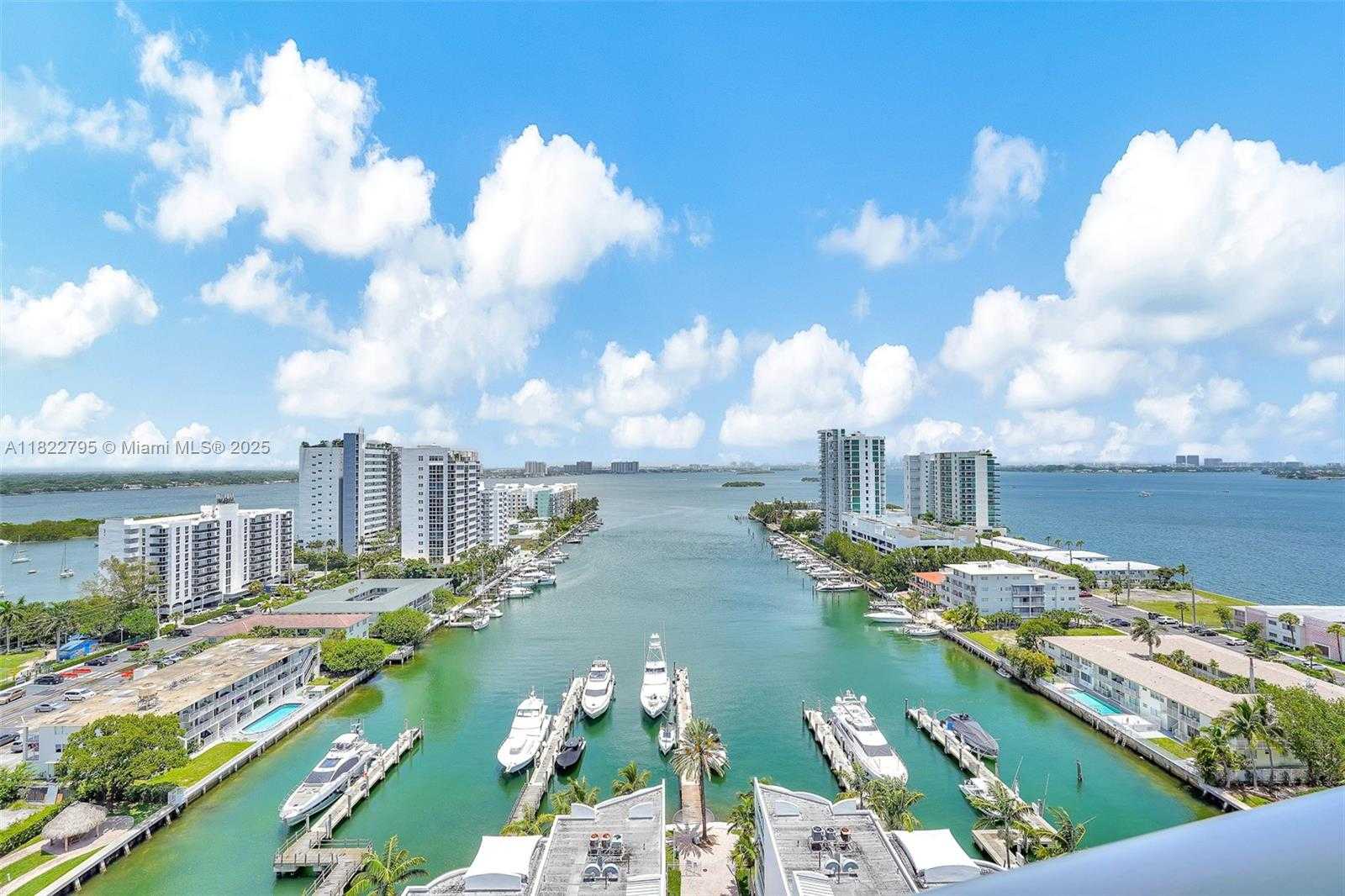 Small Image of 7900 HARBOR ISLAND DR #PH1, North Bay Village Number 19