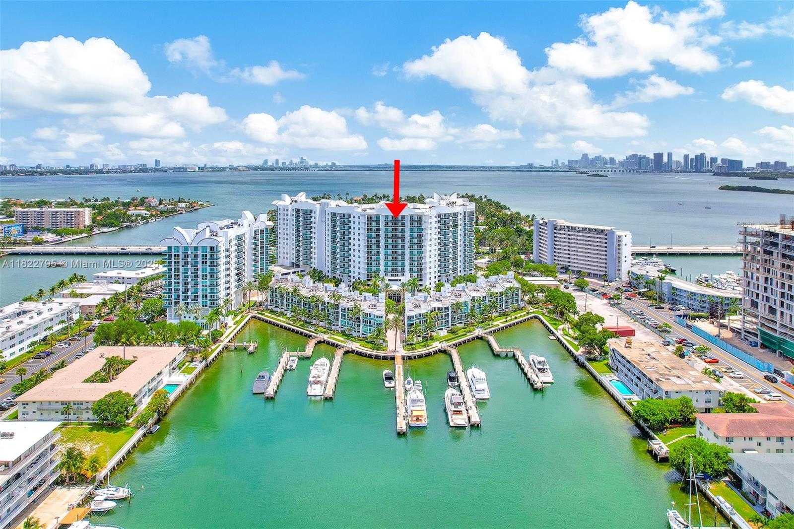Small Image of 7900 HARBOR ISLAND DR #PH1, North Bay Village Number 2