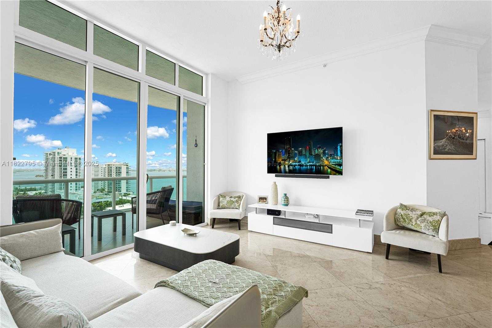 Small Image of 7900 HARBOR ISLAND DR #PH1, North Bay Village Number 23