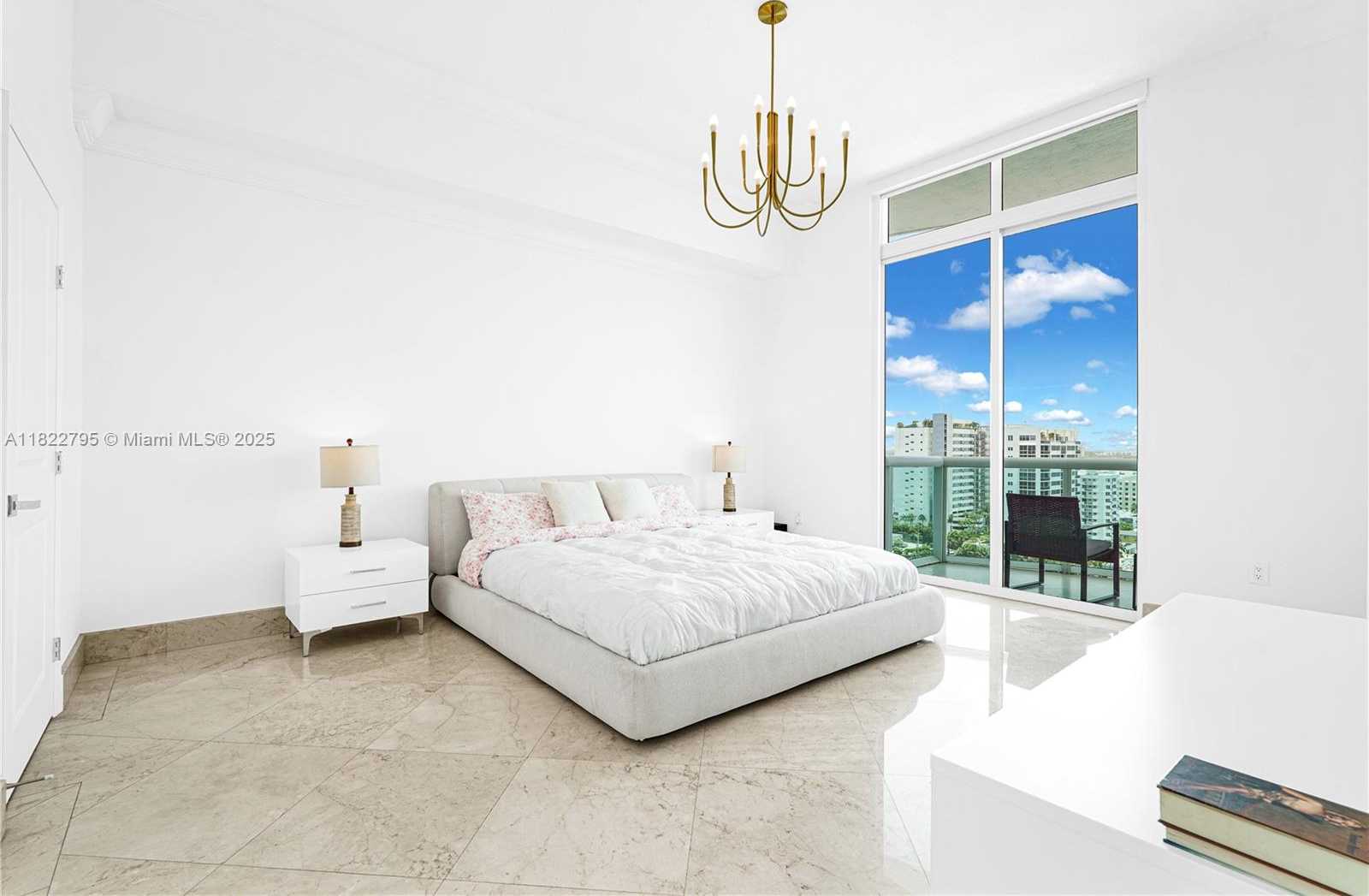 Small Image of 7900 HARBOR ISLAND DR #PH1, North Bay Village Number 33