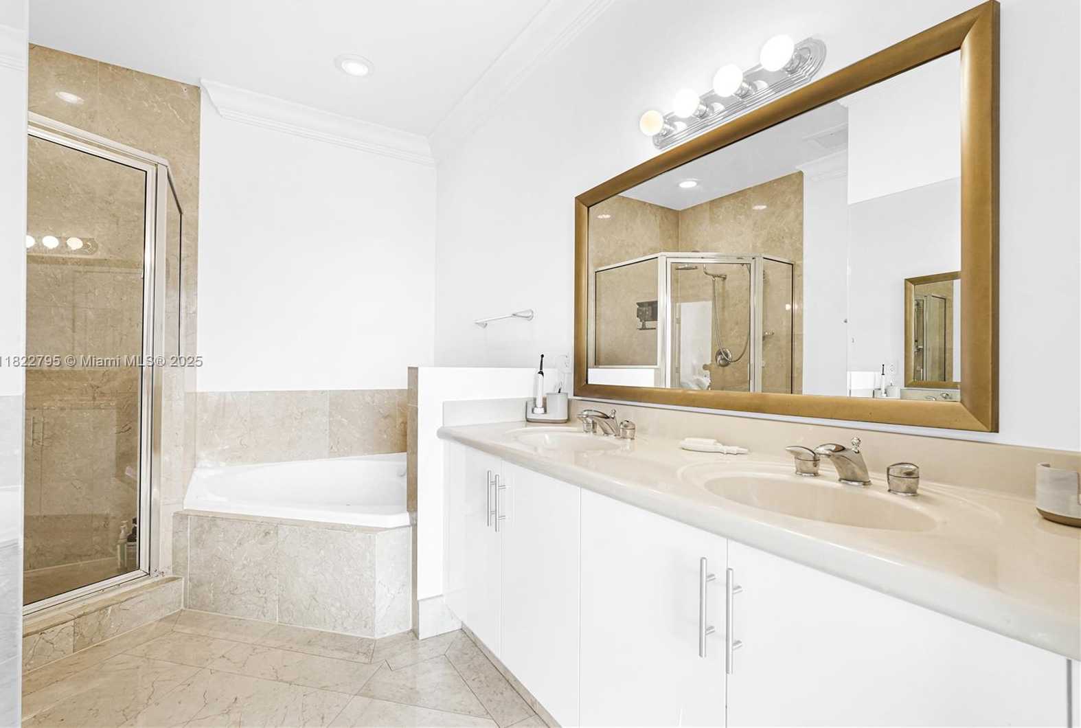 Small Image of 7900 HARBOR ISLAND DR #PH1, North Bay Village Number 36