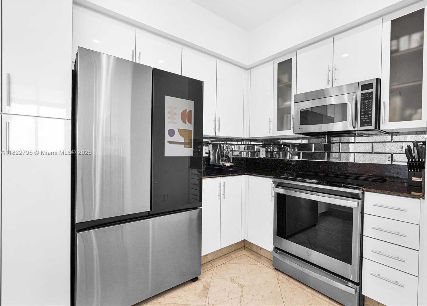Small Image of 7900 HARBOR ISLAND DR #PH1, North Bay Village Number 43