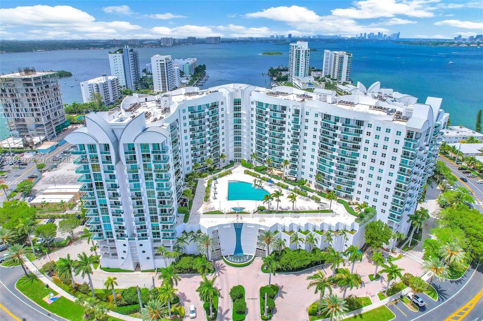 Small Image of 7900 HARBOR ISLAND DR #PH1, North Bay Village Number 67