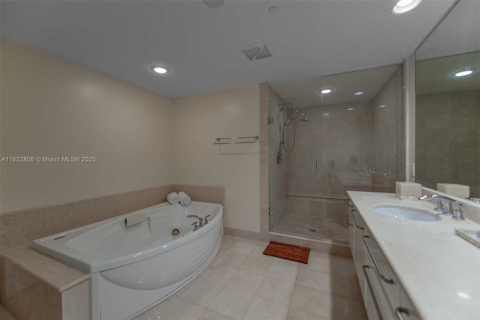 Small Image of 3101 SOUTH OCEAN DR #404, Hollywood Number 19