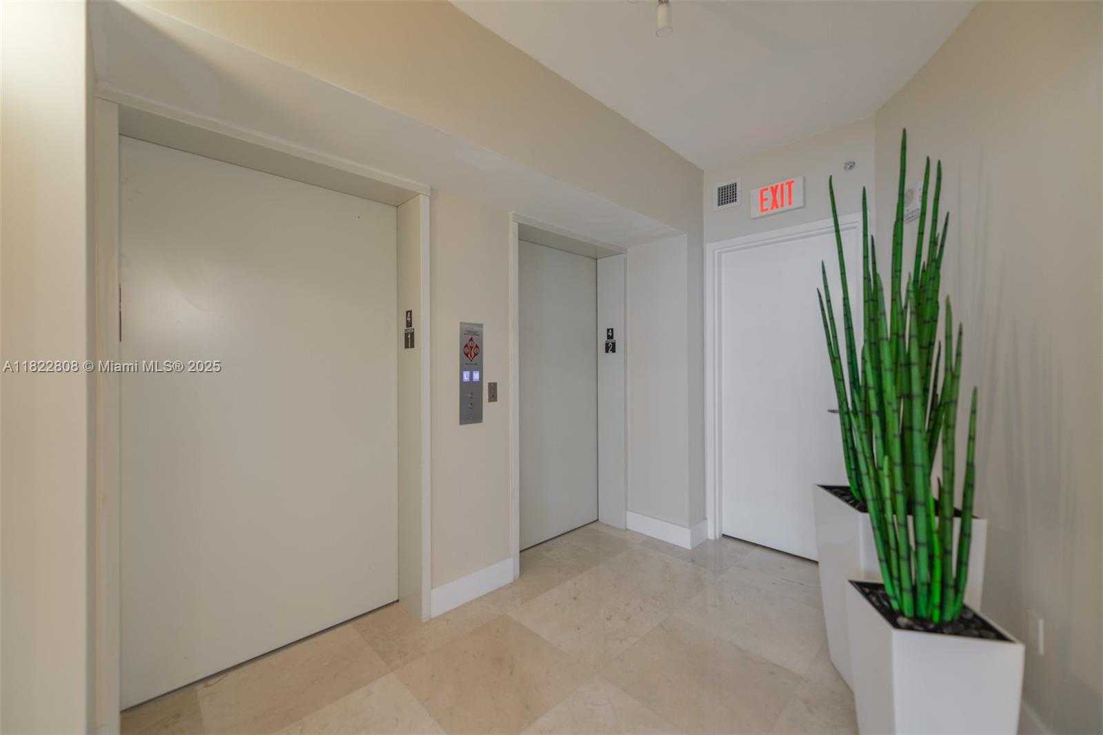 Small Image of 3101 SOUTH OCEAN DR #404, Hollywood Number 2
