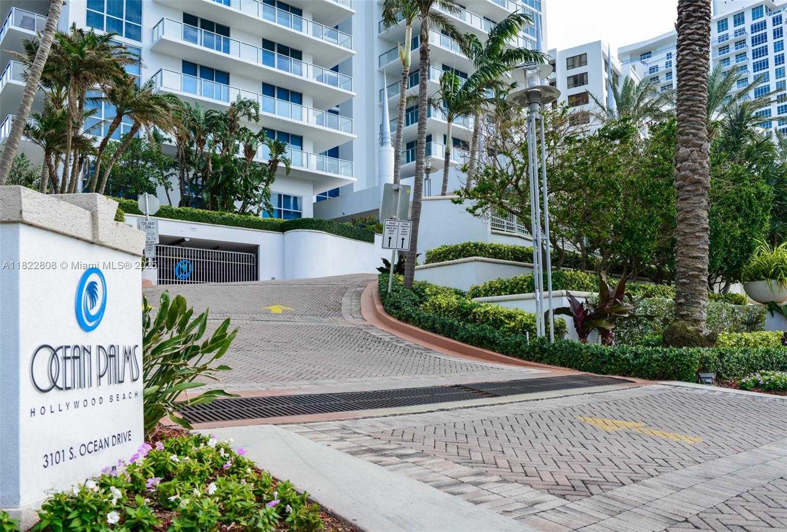 Small Image of 3101 SOUTH OCEAN DR #404, Hollywood Number 37