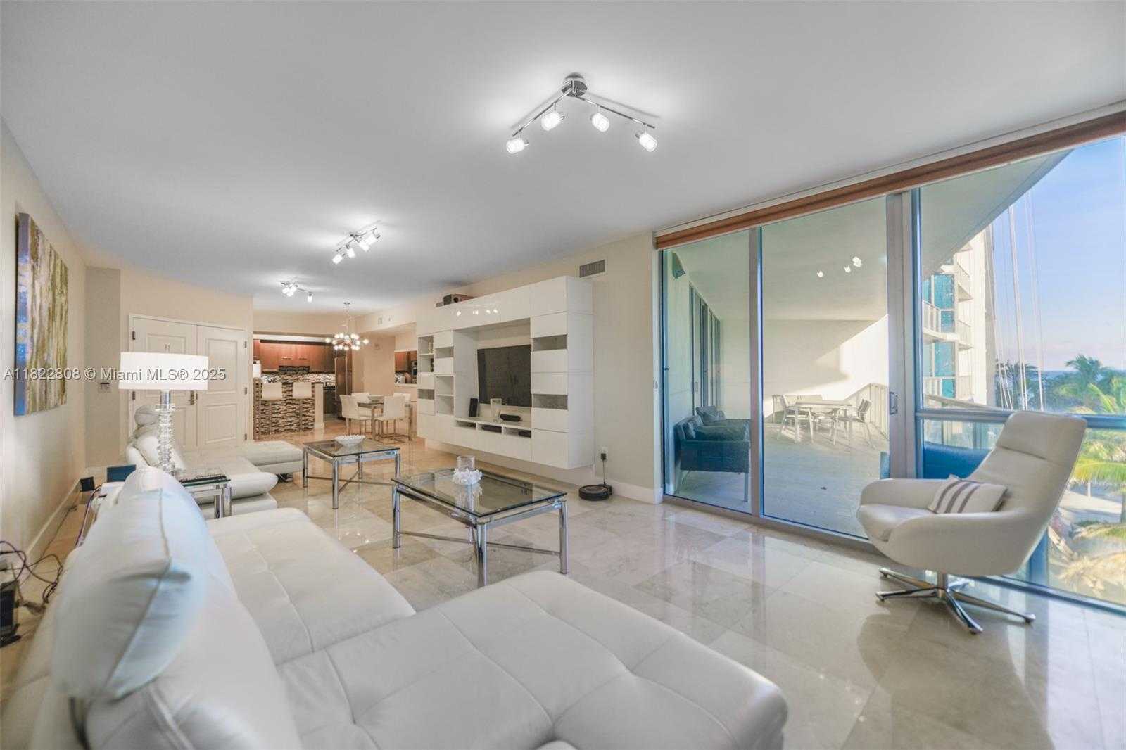 Small Image of 3101 SOUTH OCEAN DR #404, Hollywood Number 7