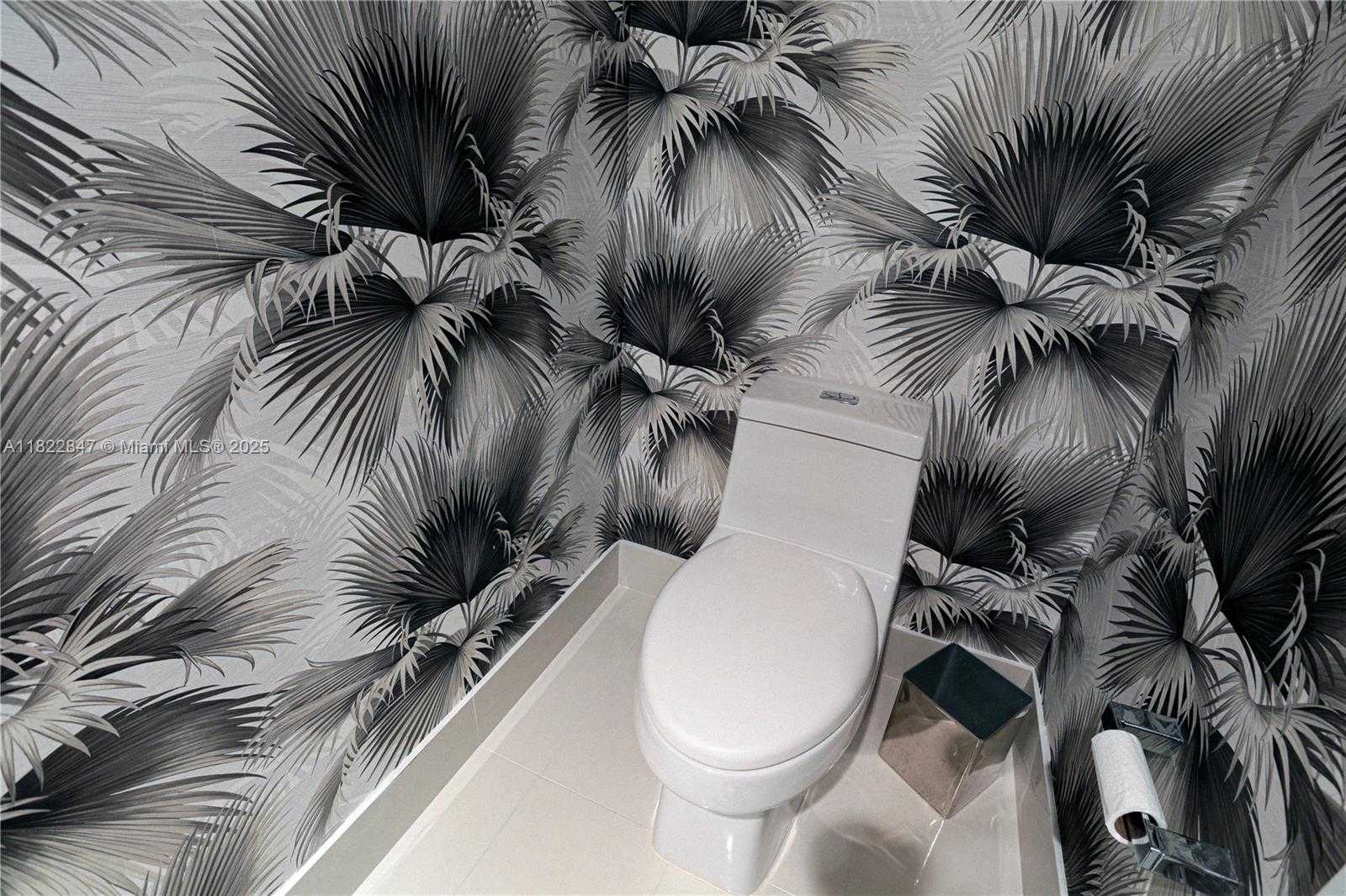 Small Image of 45 SOUTH WEST 9TH ST #3403, Miami Number 14