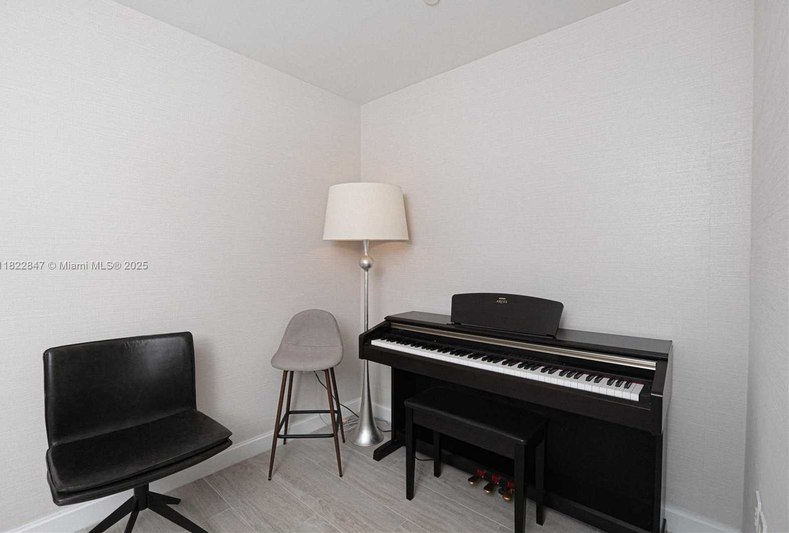Small Image of 45 SOUTH WEST 9TH ST #3403, Miami Number 15