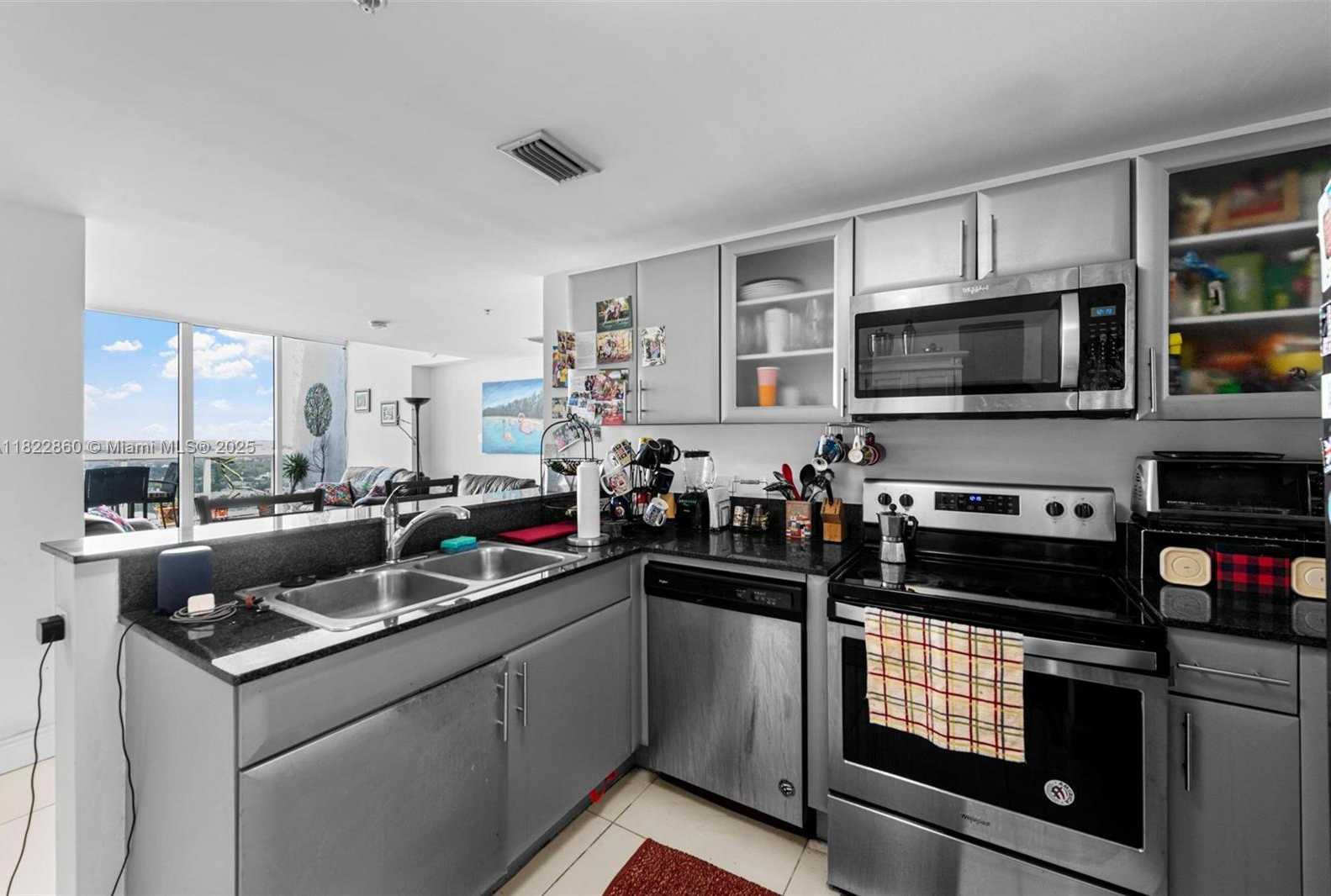 Small Image of 1861 NW S RIVER DR #PH-01, Miami Number 17