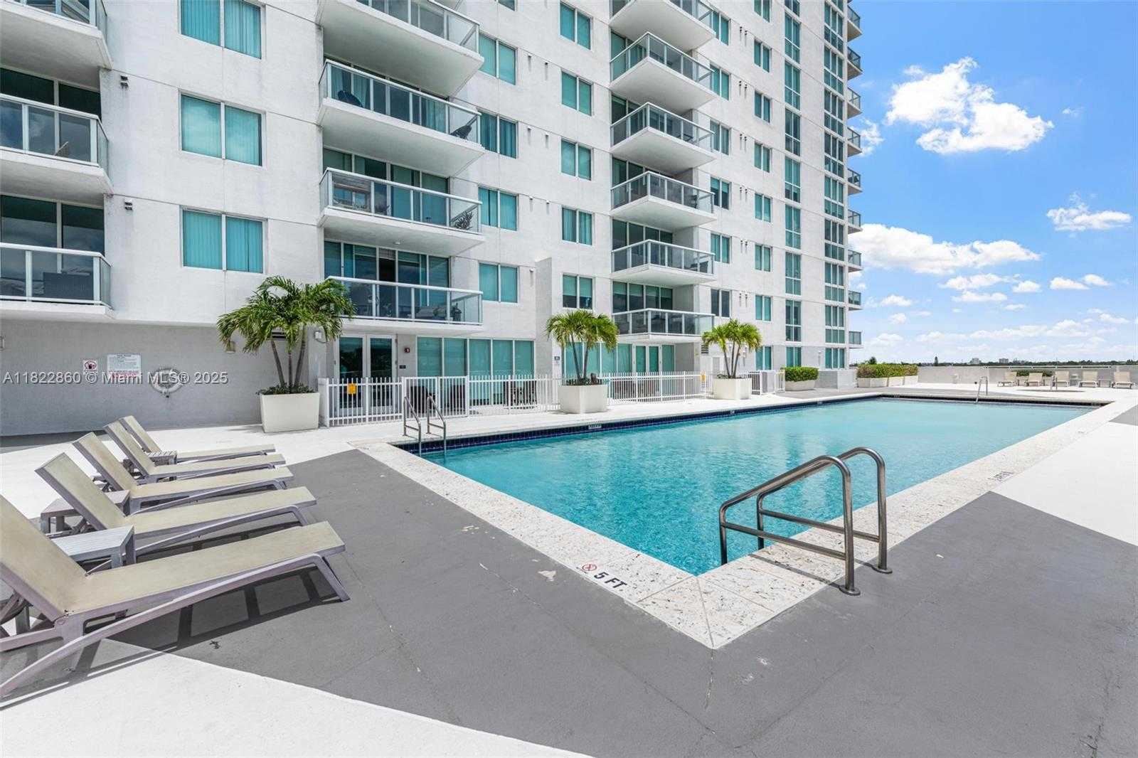 Small Image of 1861 NW S RIVER DR #PH-01, Miami Number 31
