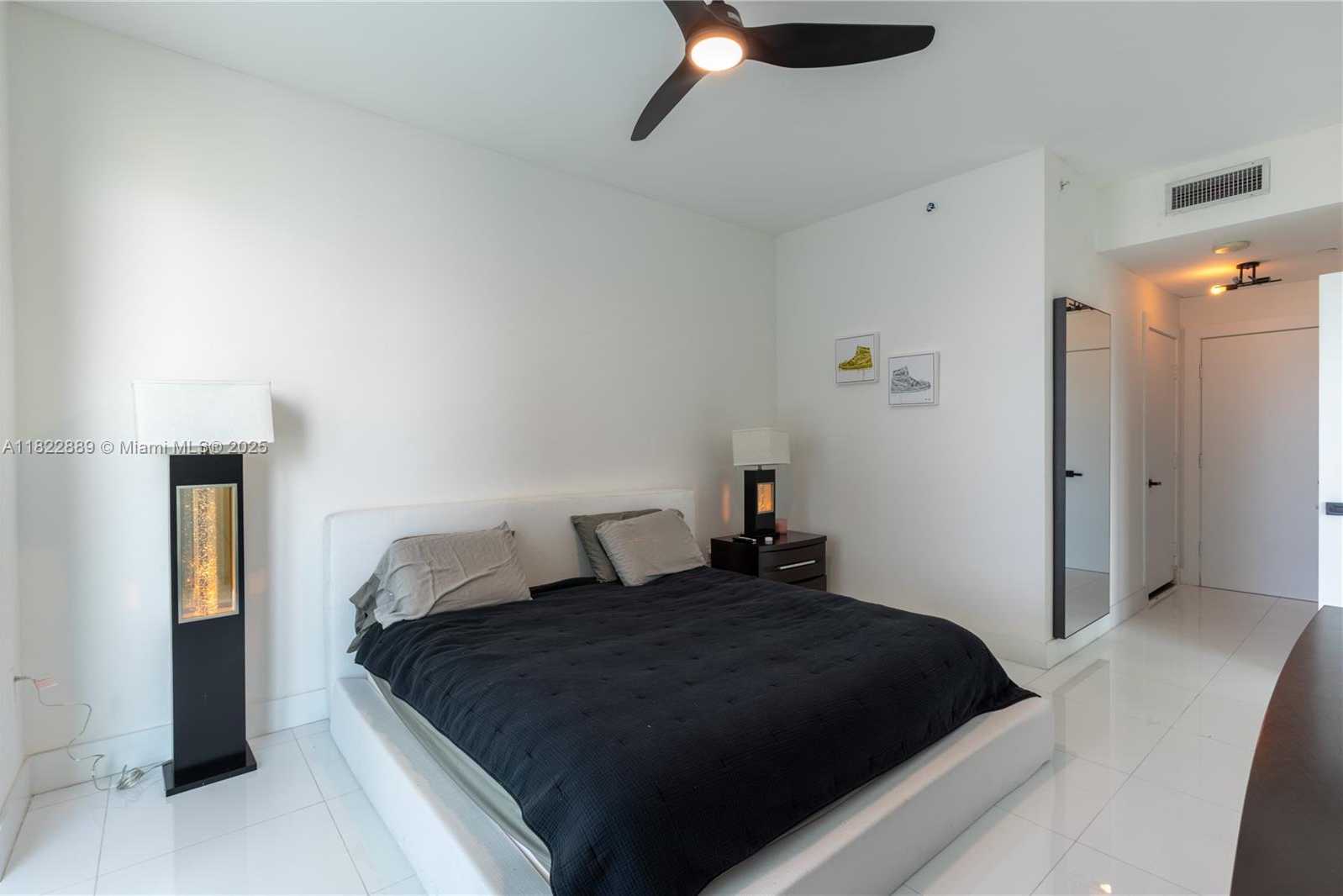 Small Image of 900 BISCAYNE BLVD #2210, Miami Number 16