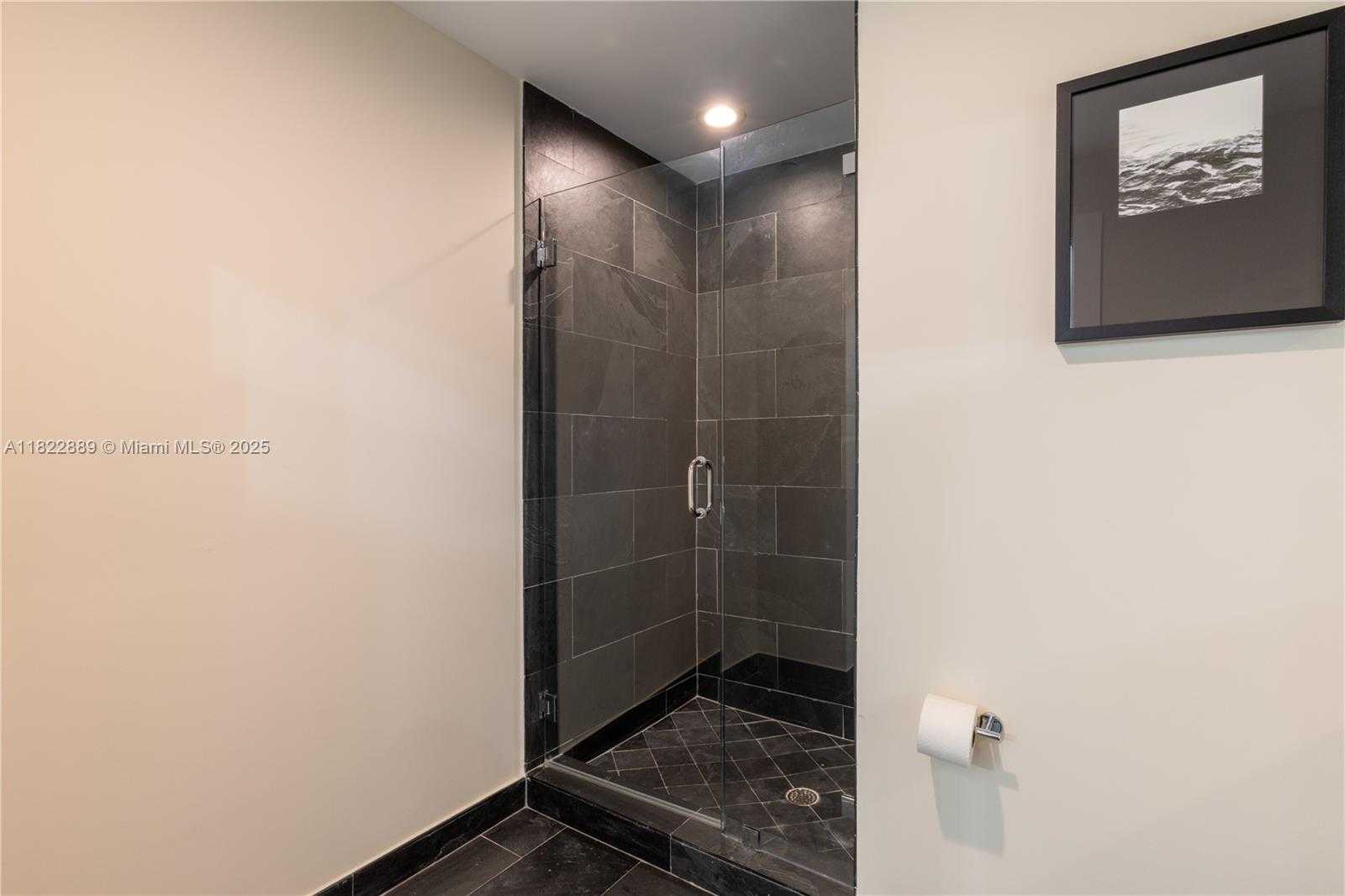 Small Image of 900 BISCAYNE BLVD #2210, Miami Number 28