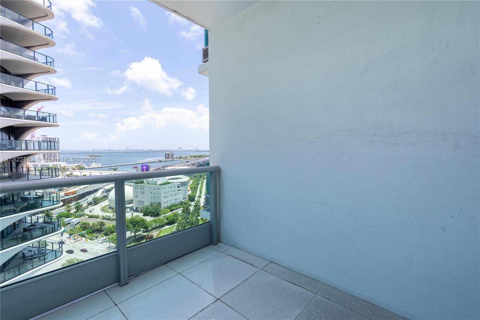 Small Image of 900 BISCAYNE BLVD #2210, Miami Number 34