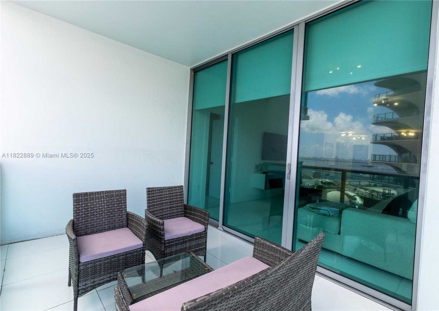 Small Image of 900 BISCAYNE BLVD #2210, Miami Number 7