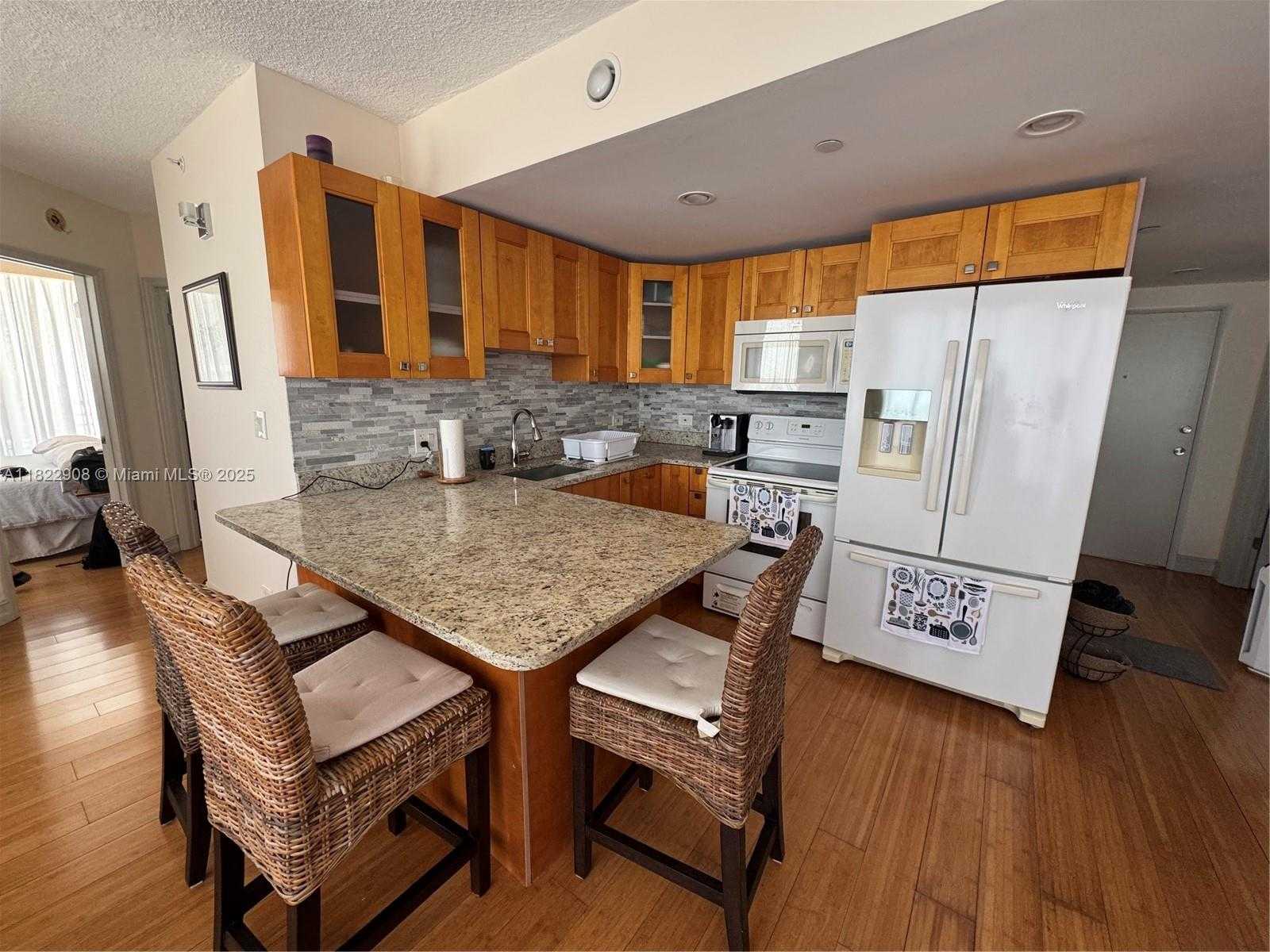 Small Image of 1720 HARRISON ST #14D, Hollywood Number 2