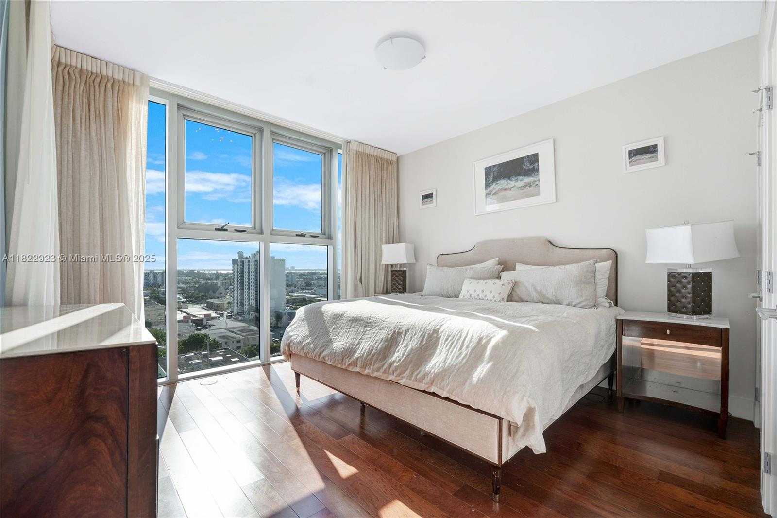 Small Image of 6899 COLLINS AVE #1409, Miami Beach Number 13