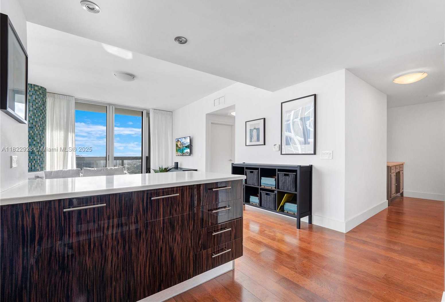 Small Image of 6899 COLLINS AVE #1409, Miami Beach Number 22