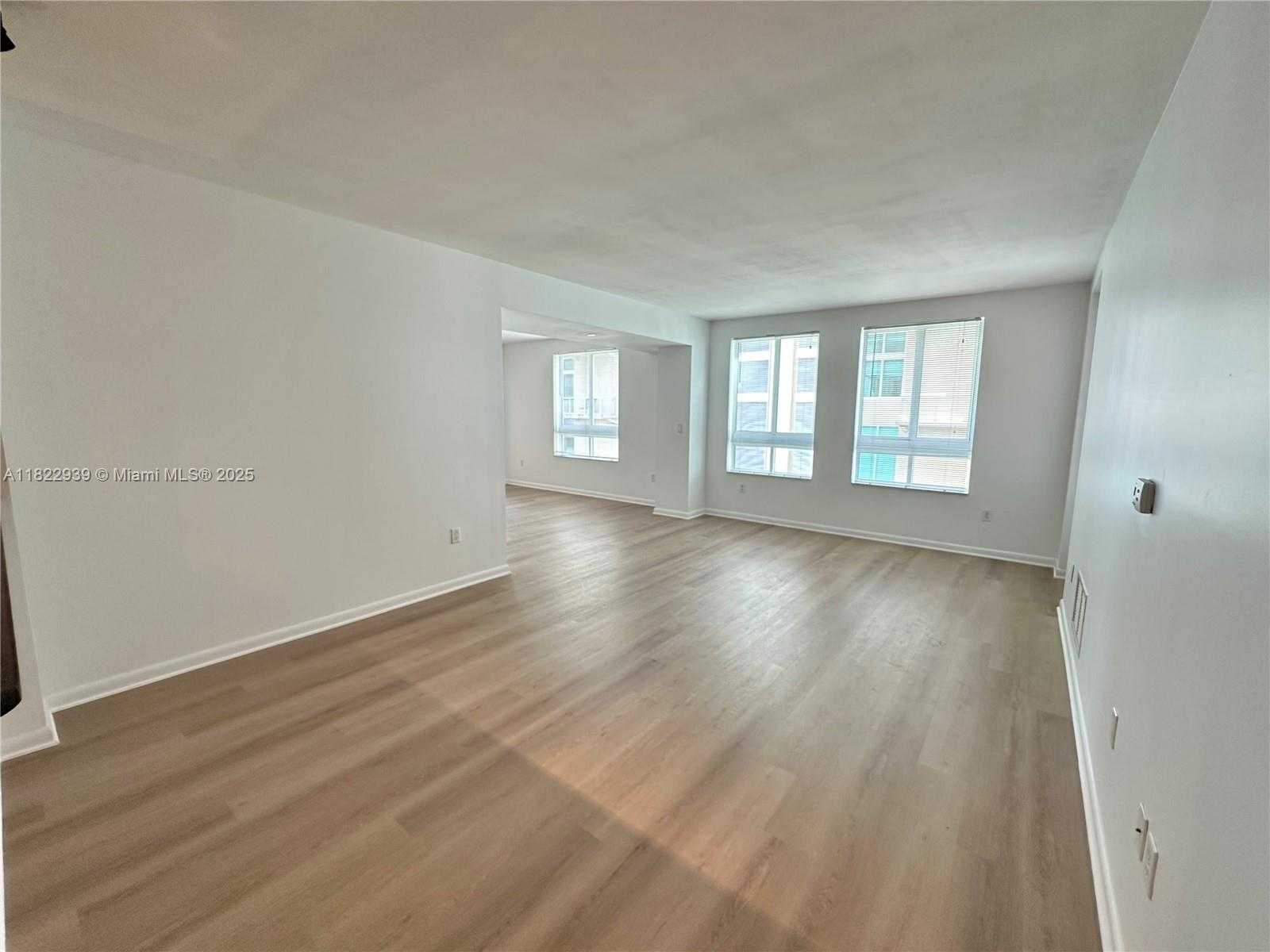 Small Image of 7350 SOUTH WEST 89TH ST #602S, Miami Number 5
