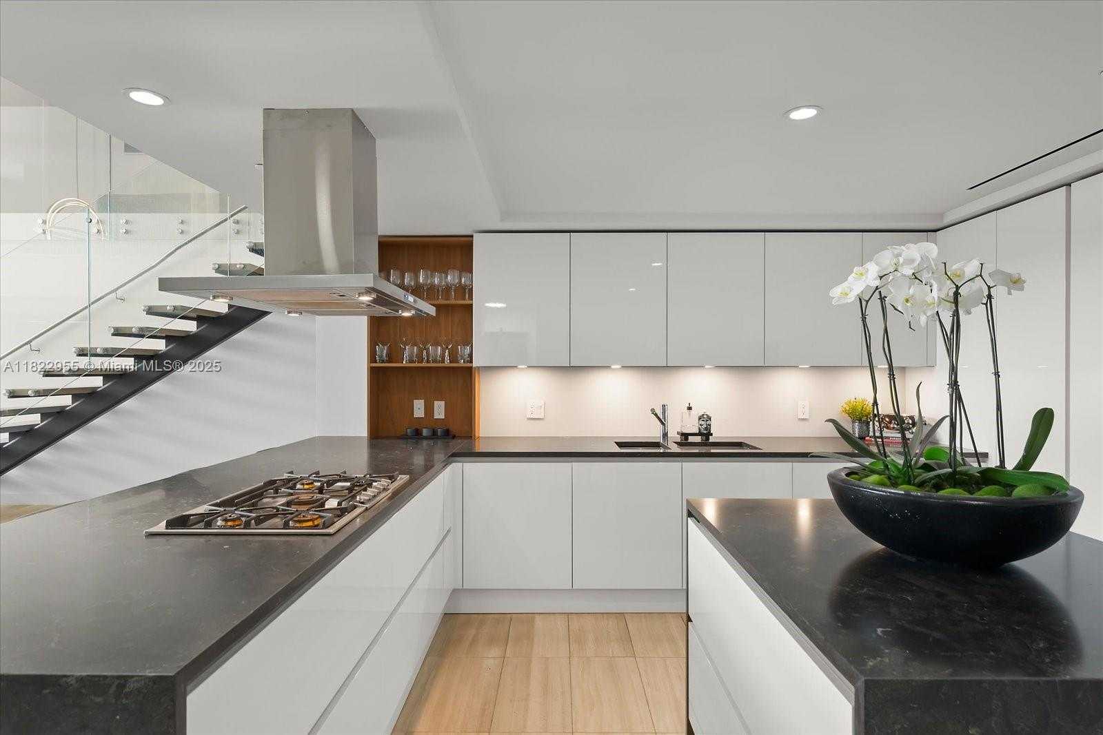 Small Image of 4701 NORTH MERIDIAN AVE #217, Miami Beach Number 12