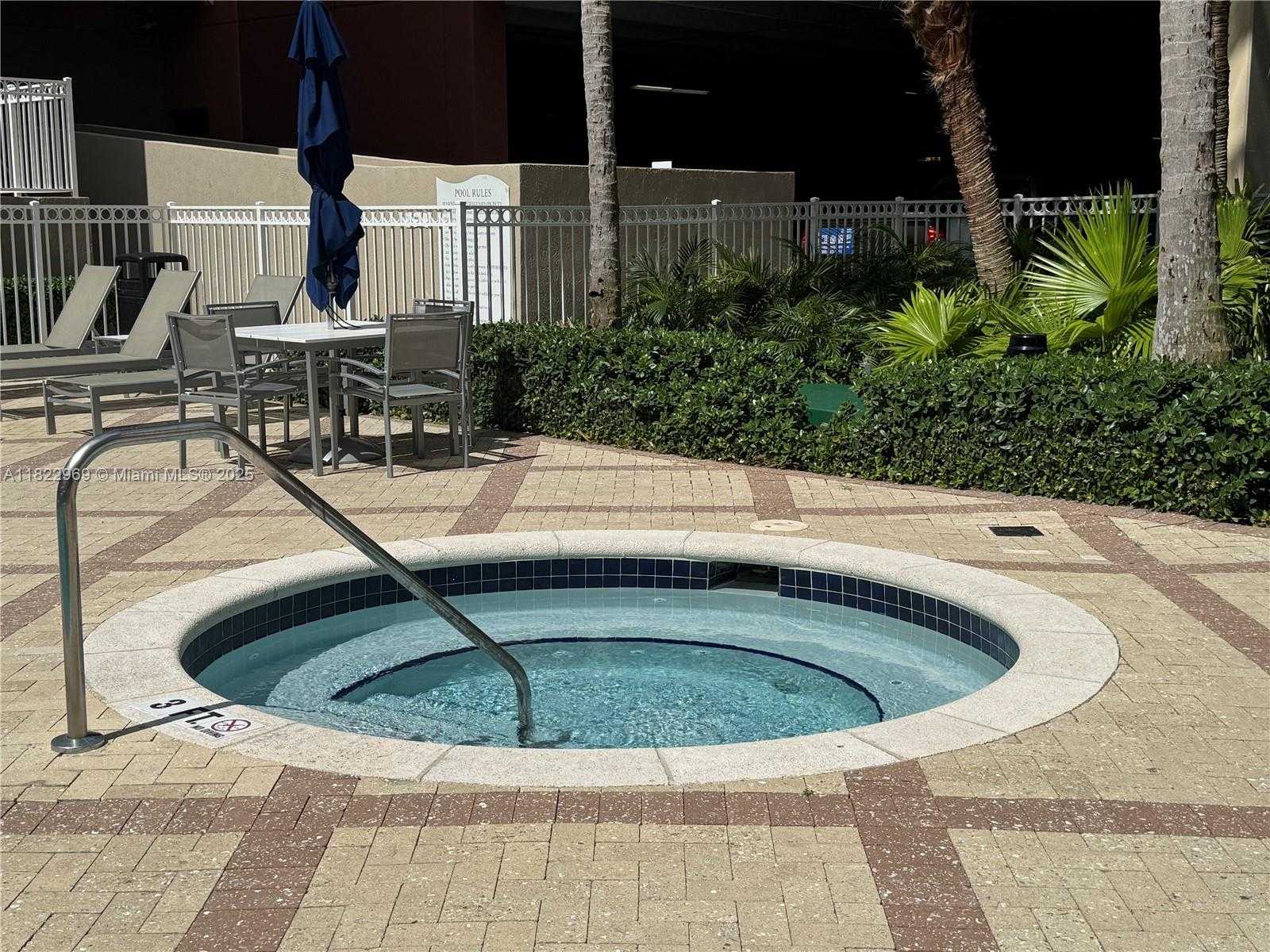 Small Image of 2001 BISCAYNE BLVD #2402, Miami Number 35