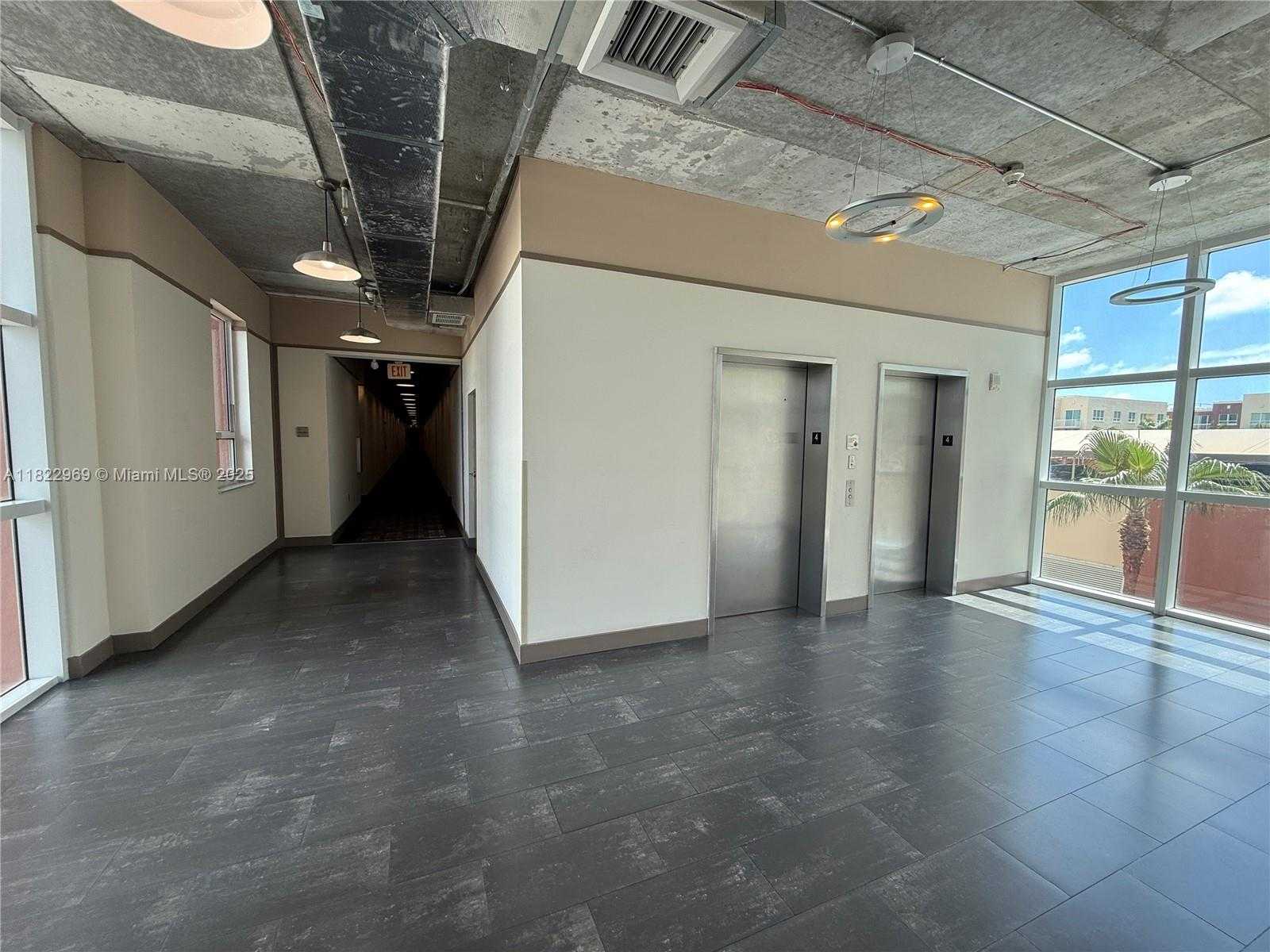 Small Image of 2001 BISCAYNE BLVD #2402, Miami Number 42