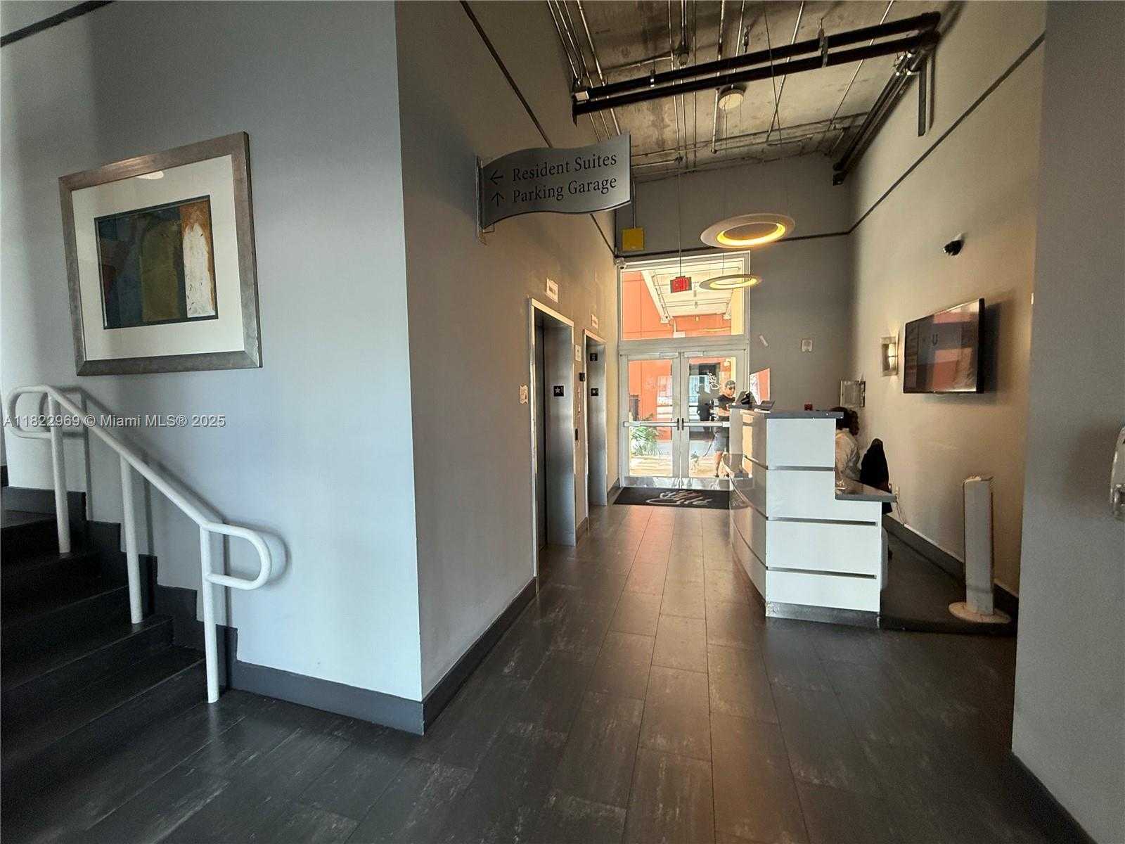 Small Image of 2001 BISCAYNE BLVD #2402, Miami Number 43