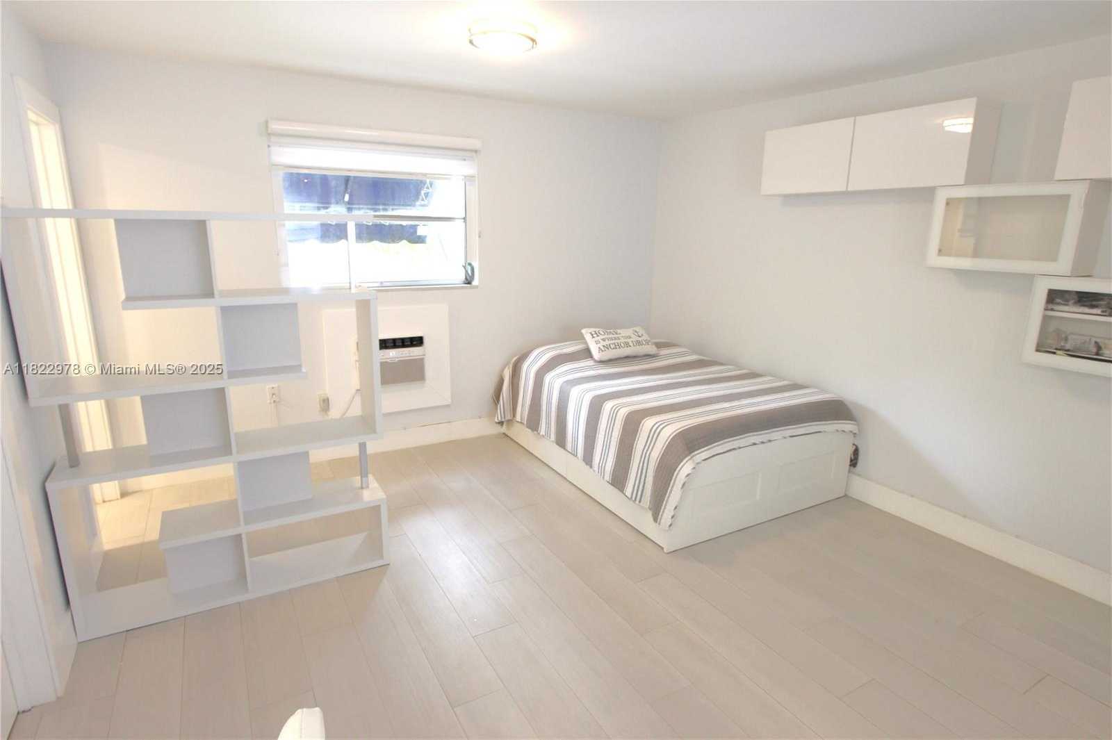 Small Image of 427 SANTANDER AVE #202, Coral Gables Number 8