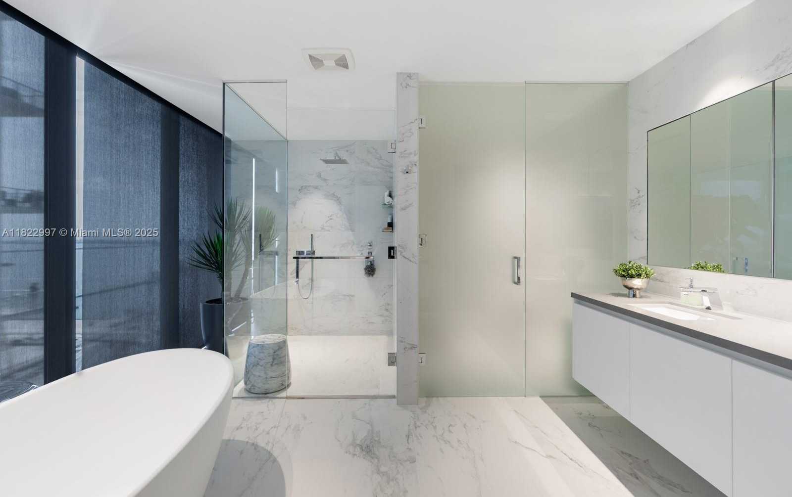 Small Image of 1000 BISCAYNE BLVD #3402, Miami Number 32