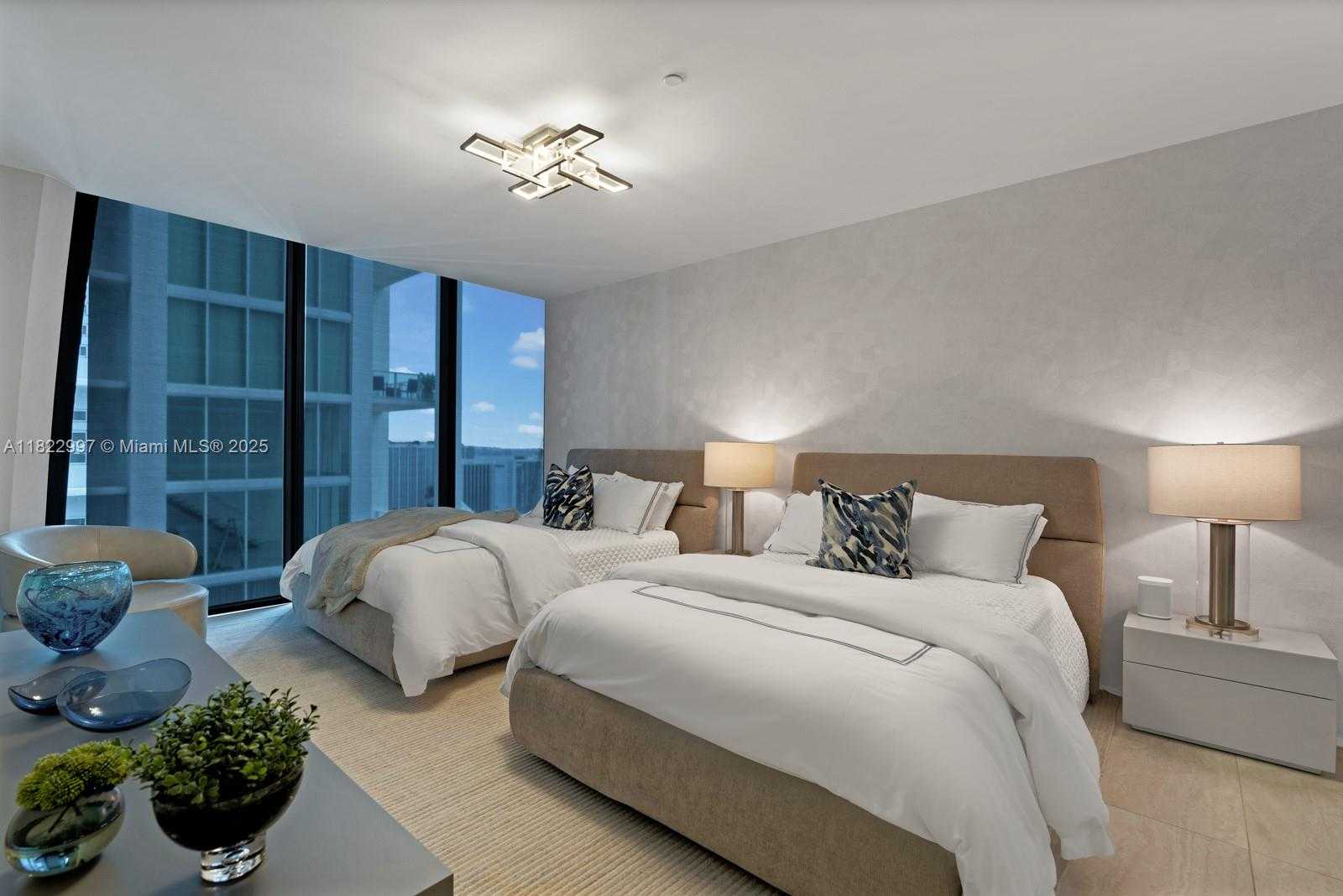 Small Image of 1000 BISCAYNE BLVD #3402, Miami Number 40