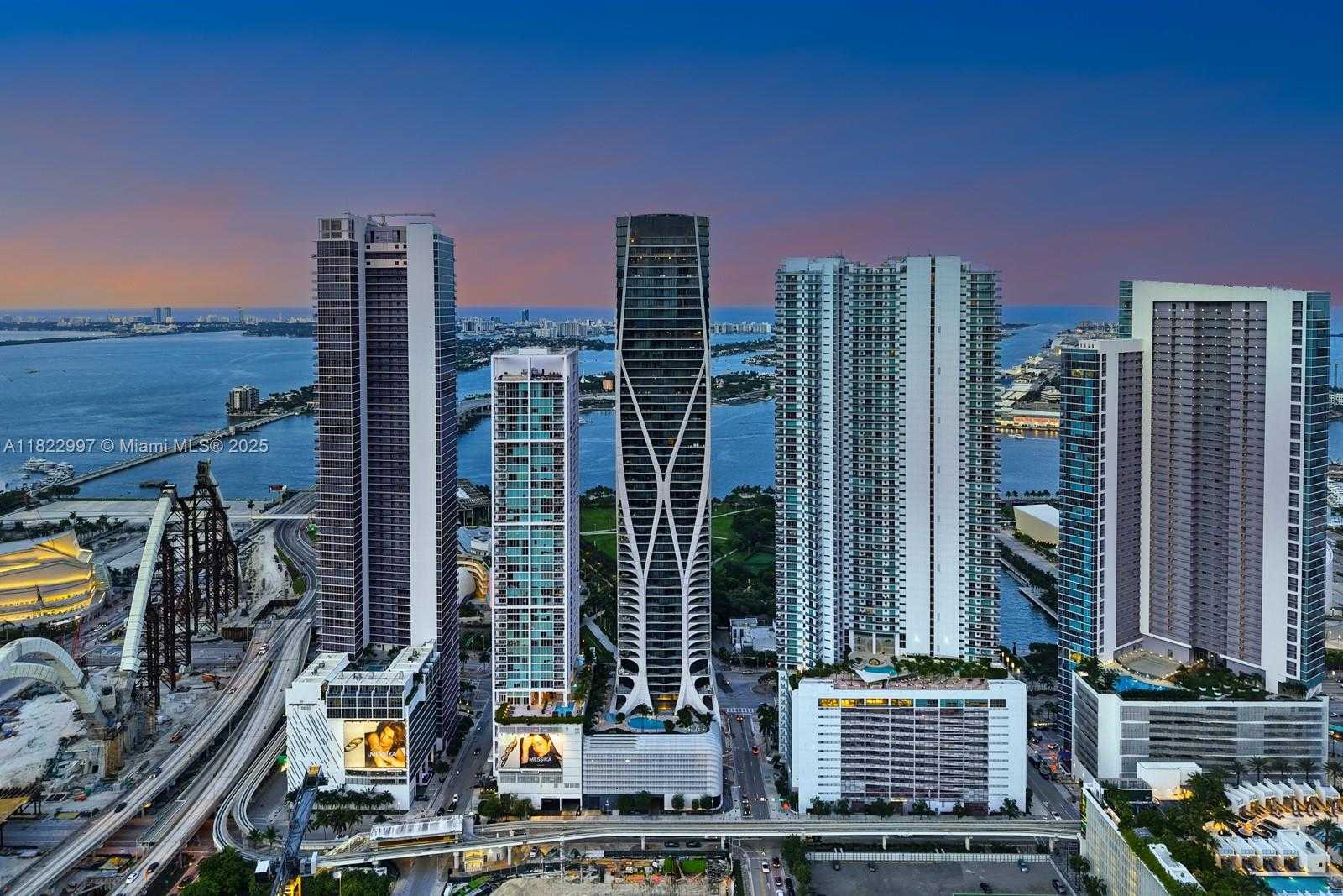 Small Image of 1000 BISCAYNE BLVD #3402, Miami Number 50
