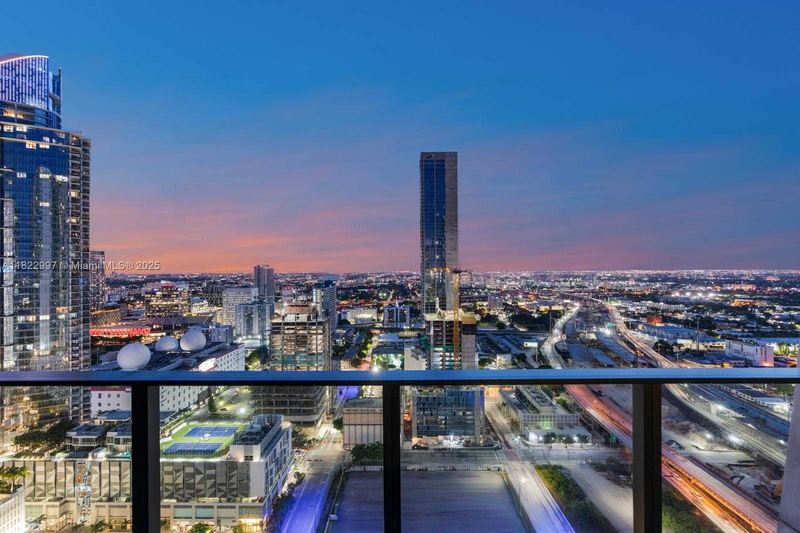 Small Image of 1000 BISCAYNE BLVD #3402, Miami Number 52