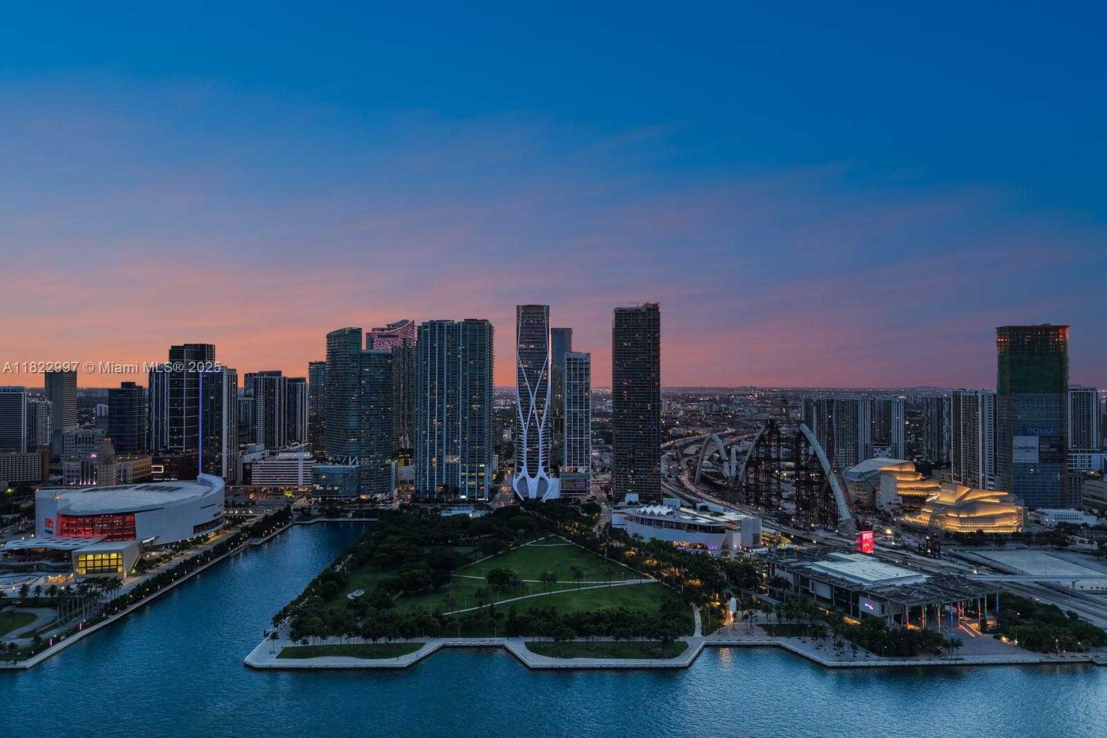 Small Image of 1000 BISCAYNE BLVD #3402, Miami Number 54