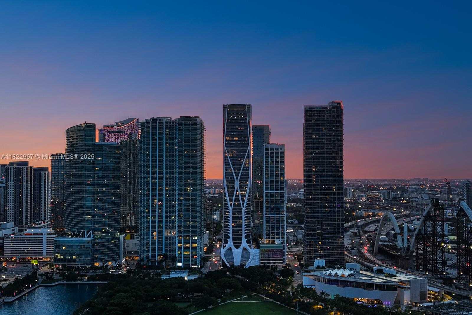 Small Image of 1000 BISCAYNE BLVD #3402, Miami Number 55