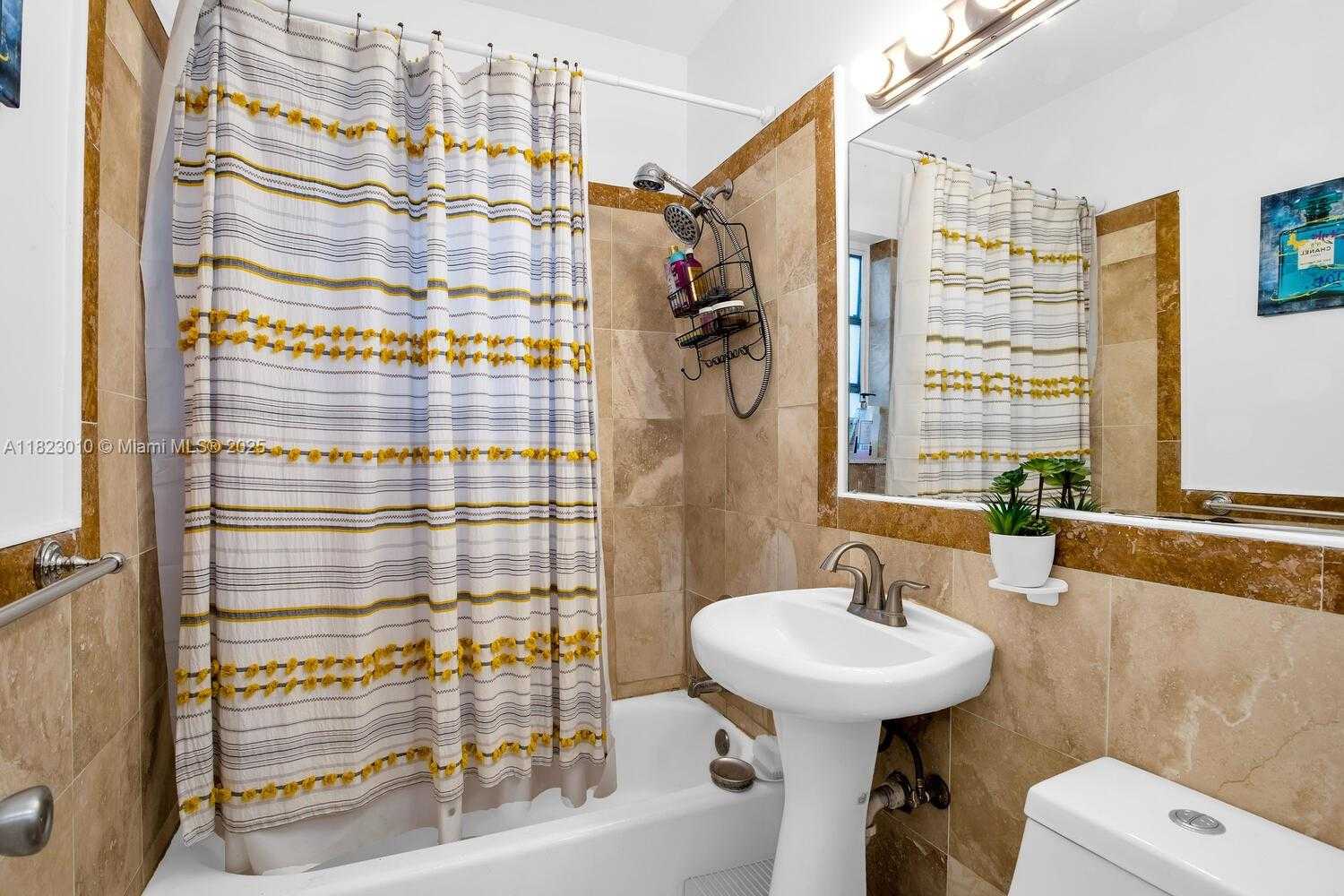 Small Image of 631 EUCLID AVE #8, Miami Beach Number 13