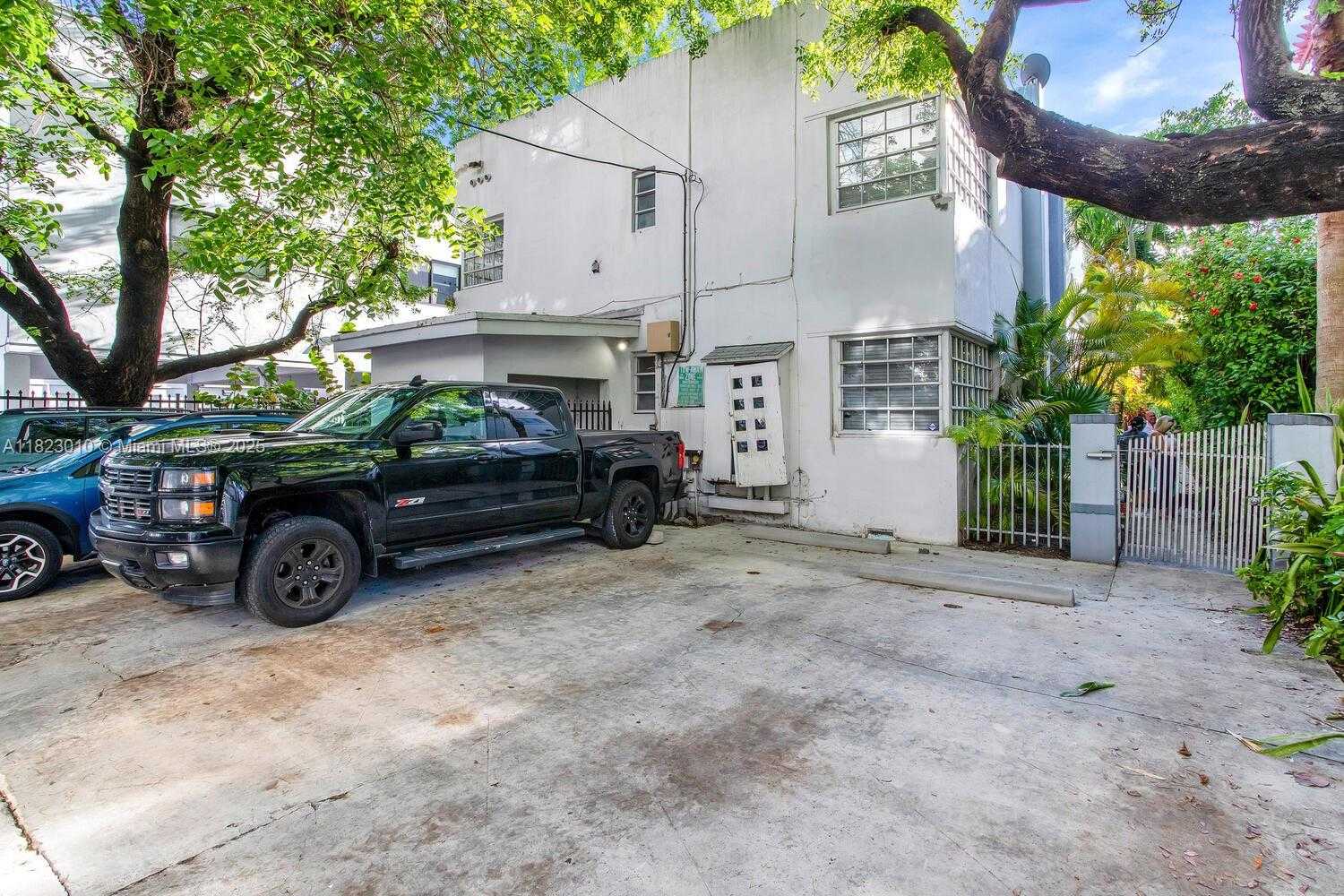 Small Image of 631 EUCLID AVE #8, Miami Beach Number 15