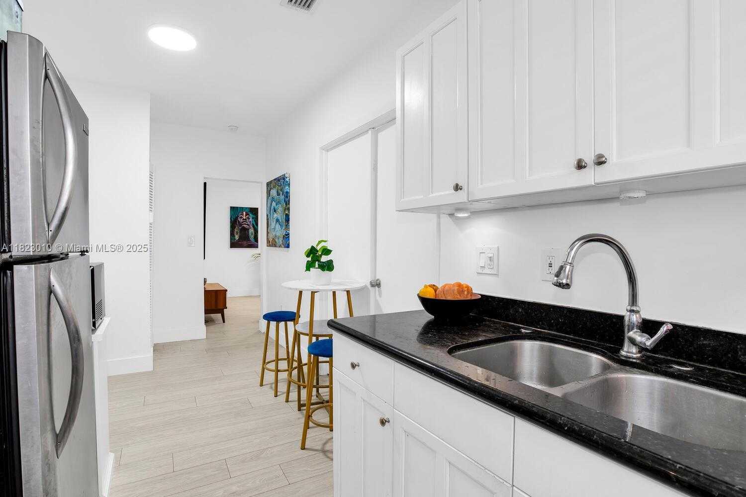 Small Image of 631 EUCLID AVE #8, Miami Beach Number 9