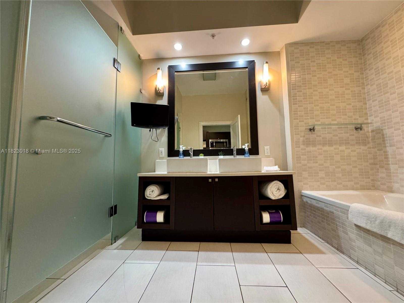 Small Image of 5300 NORTH WEST 87TH AVE #1507, Doral Number 12